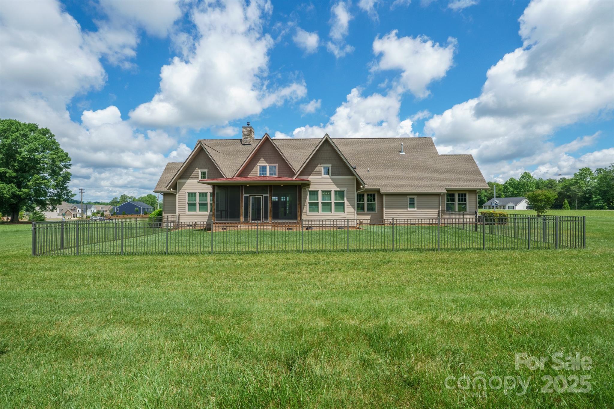 8825 Harris Road