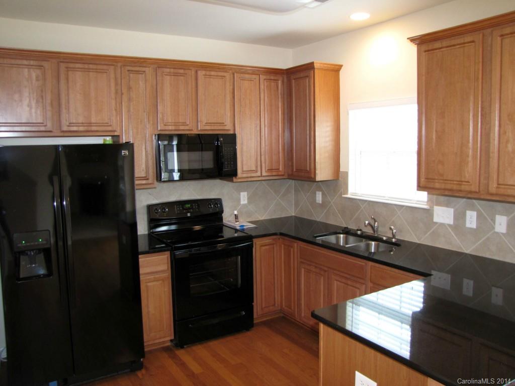 Riverwalk - Residential Lease