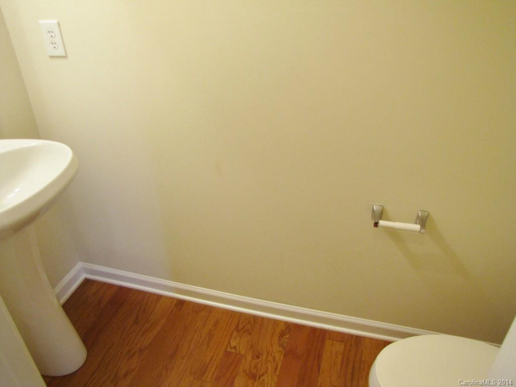 Riverwalk - Residential Lease