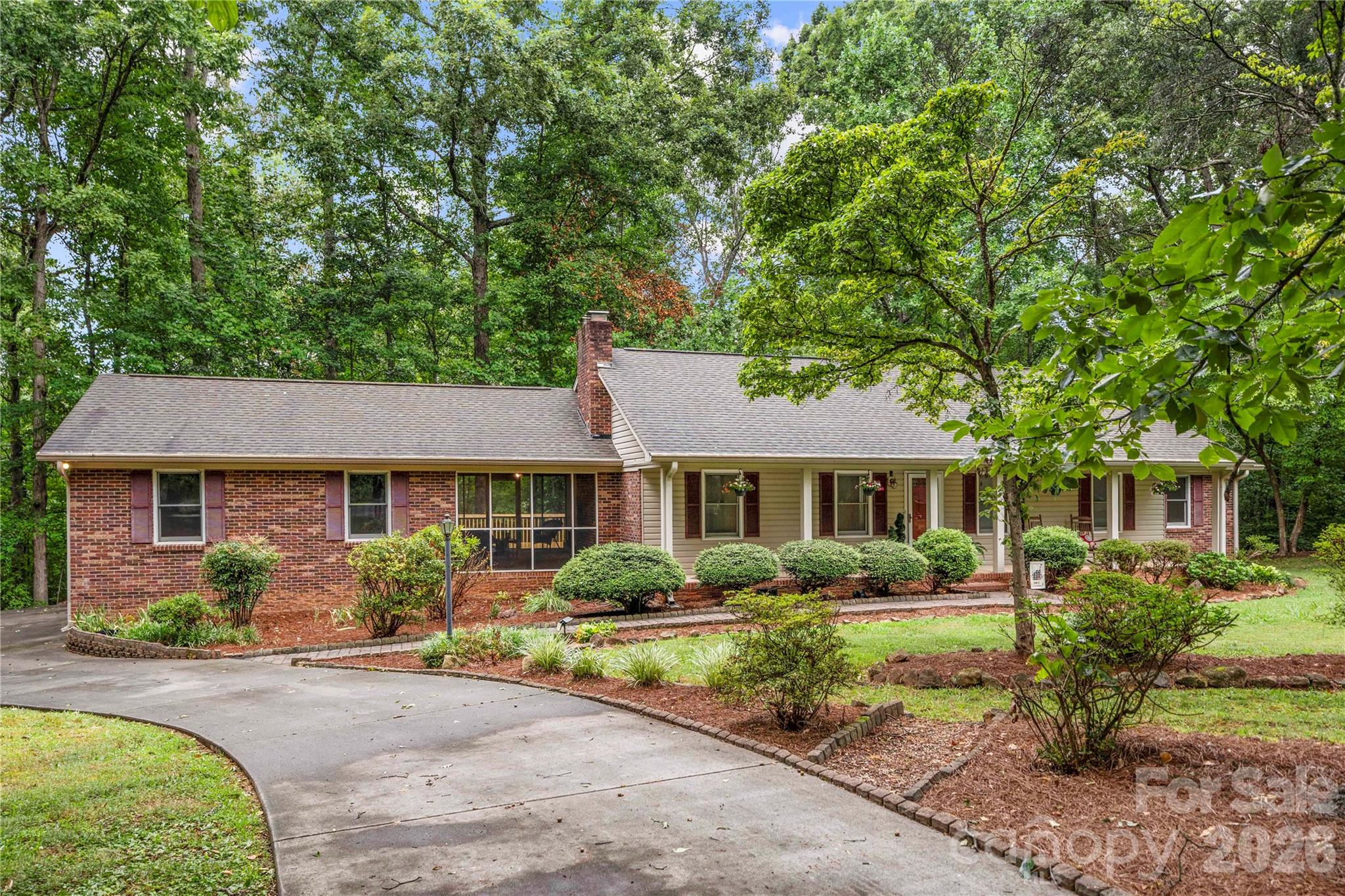 101 Magnolia Lane