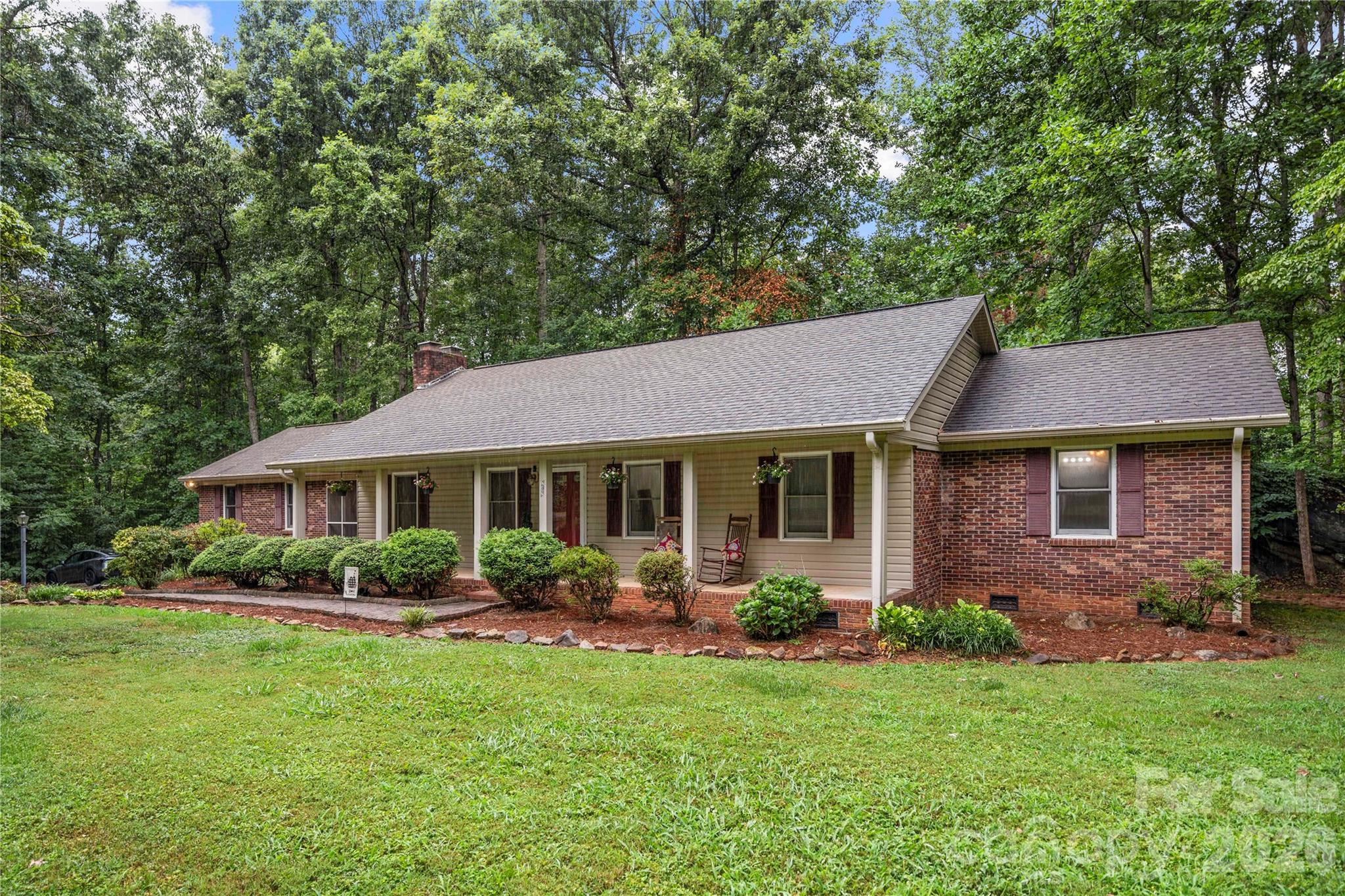101 Magnolia Lane