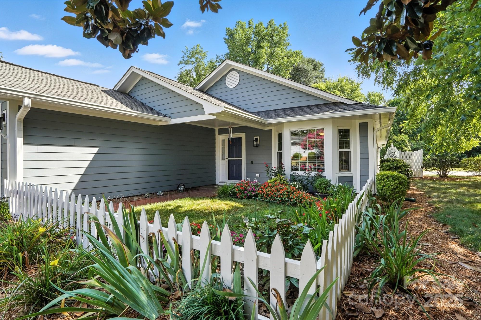 2902 Cherry Blossom Court