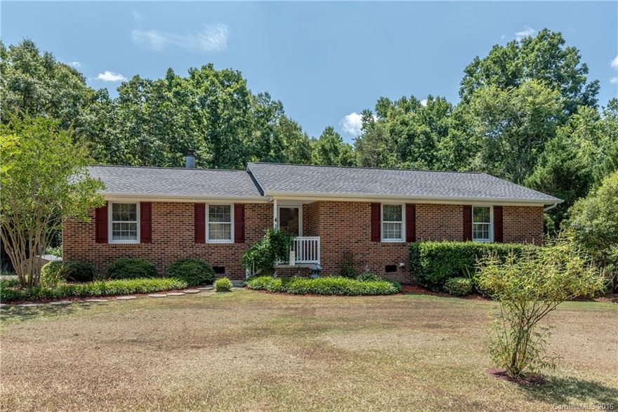 Move in with no worries in this neat and clean home. Brand new roof and deck. Rinnai tankless HW heater. New gutters. Outdoor shed. Call to see now before it is gone. You won't be disappointed.