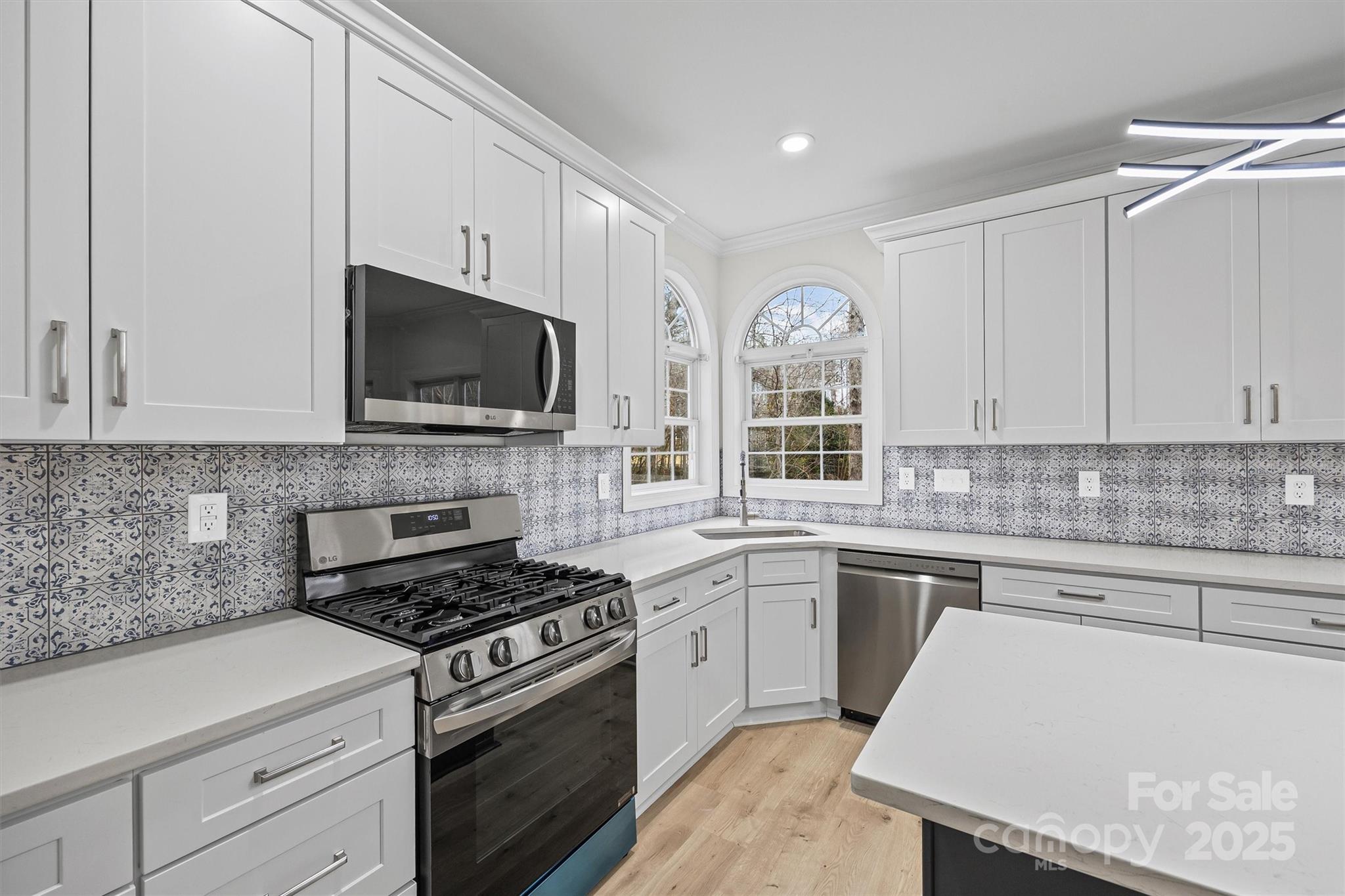 Royal Oaks - Residential