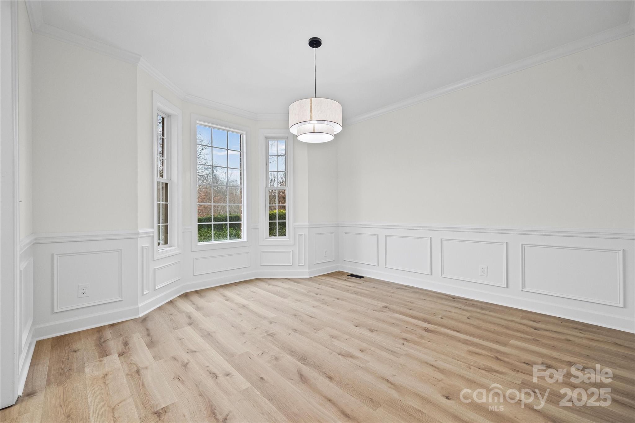 Royal Oaks - Residential