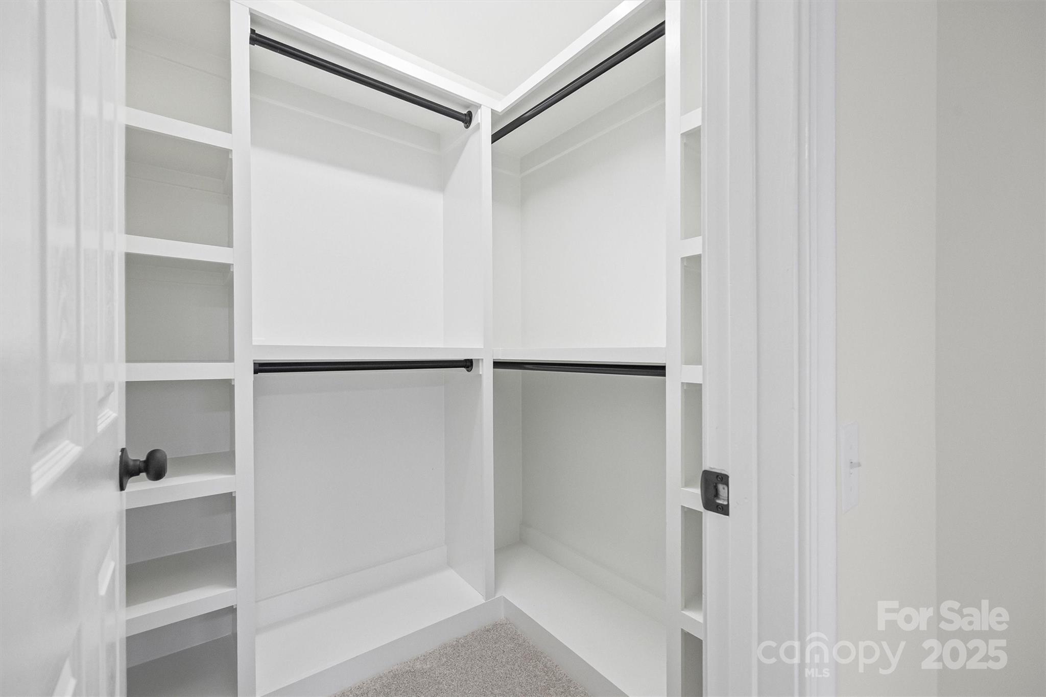 Royal Oaks - Residential