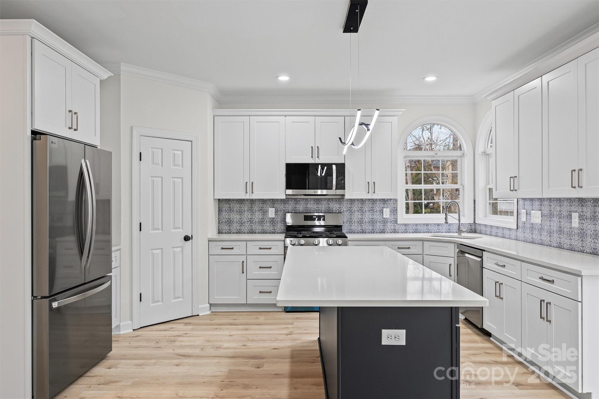 Royal Oaks - Residential