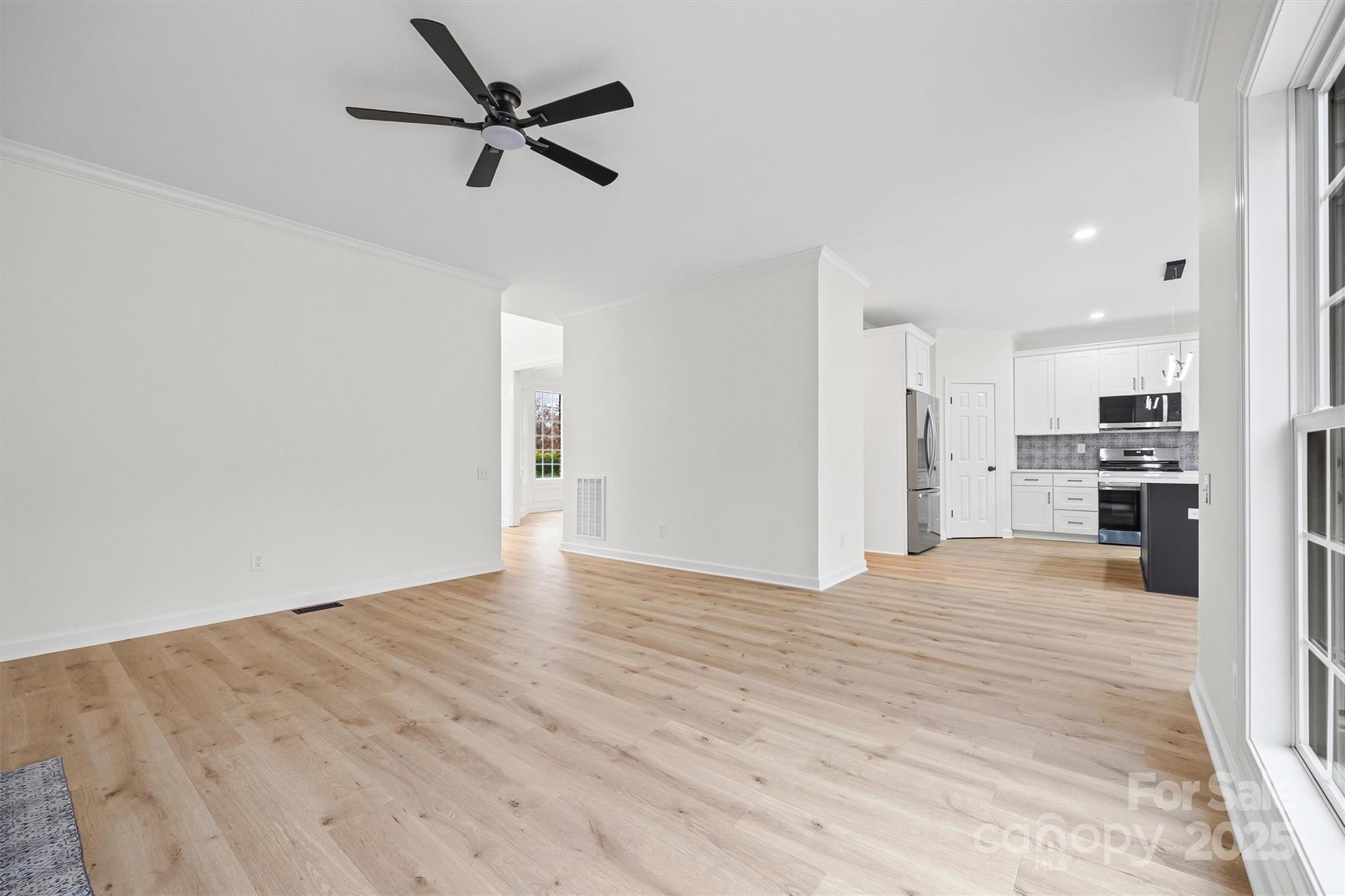 Royal Oaks - Residential