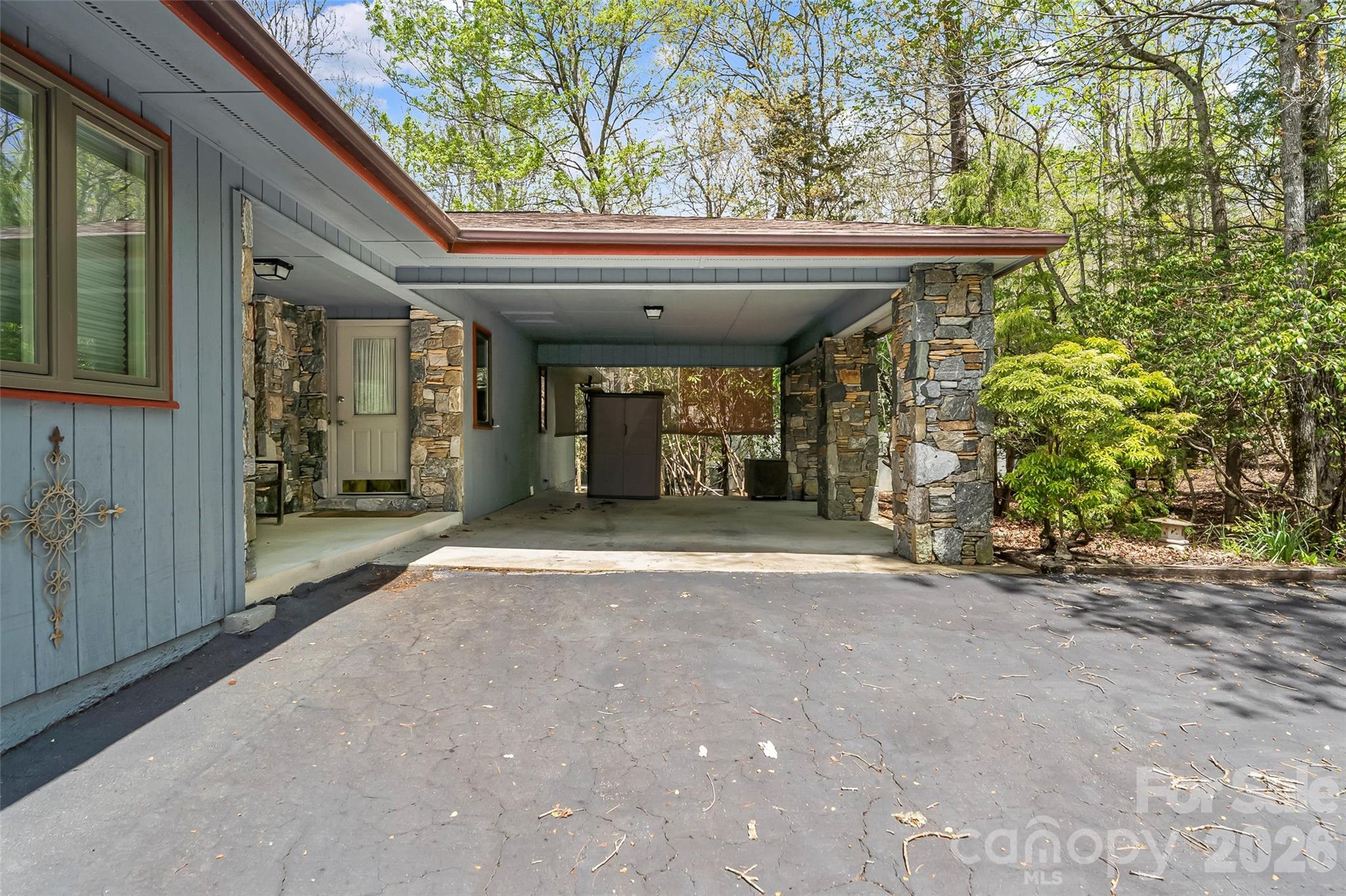 Connestee Falls - Residential