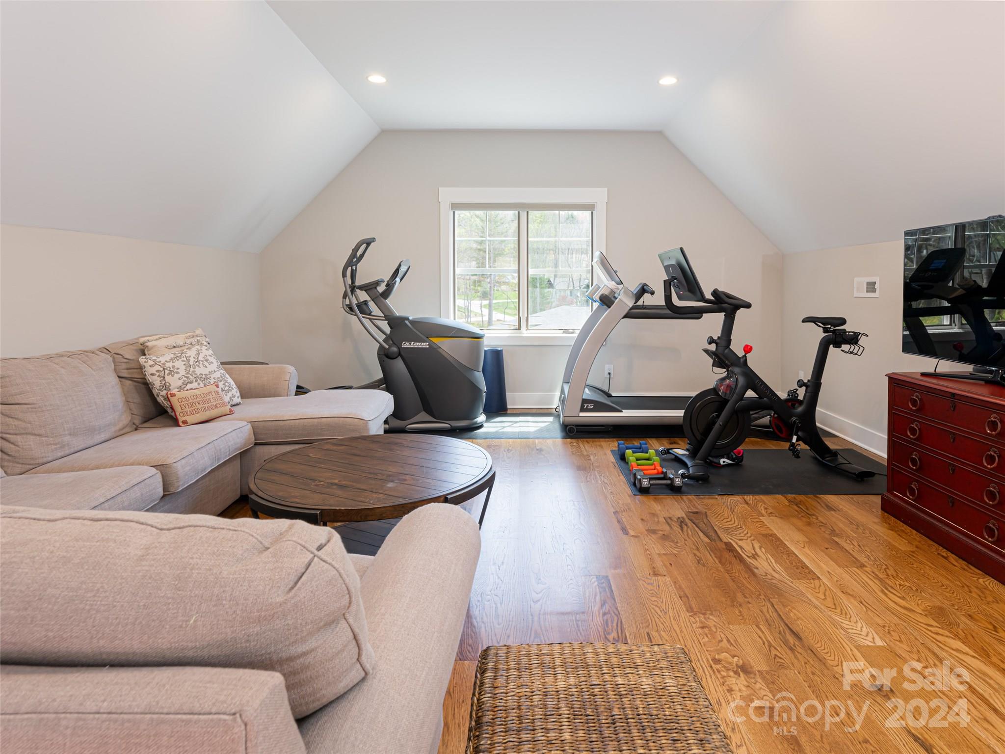 Town Mountain Preserve - Residential