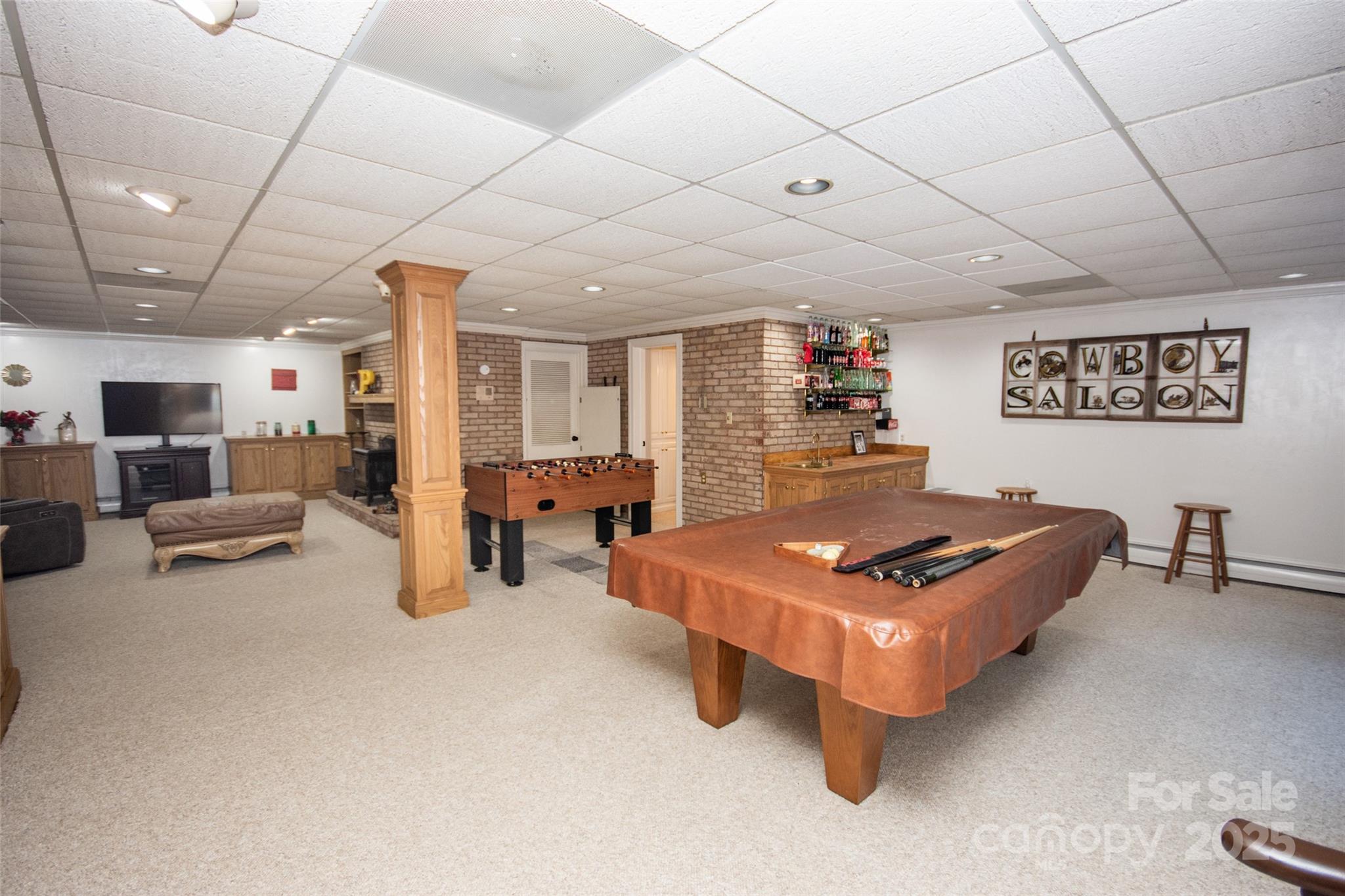 Valley Stream - Residential