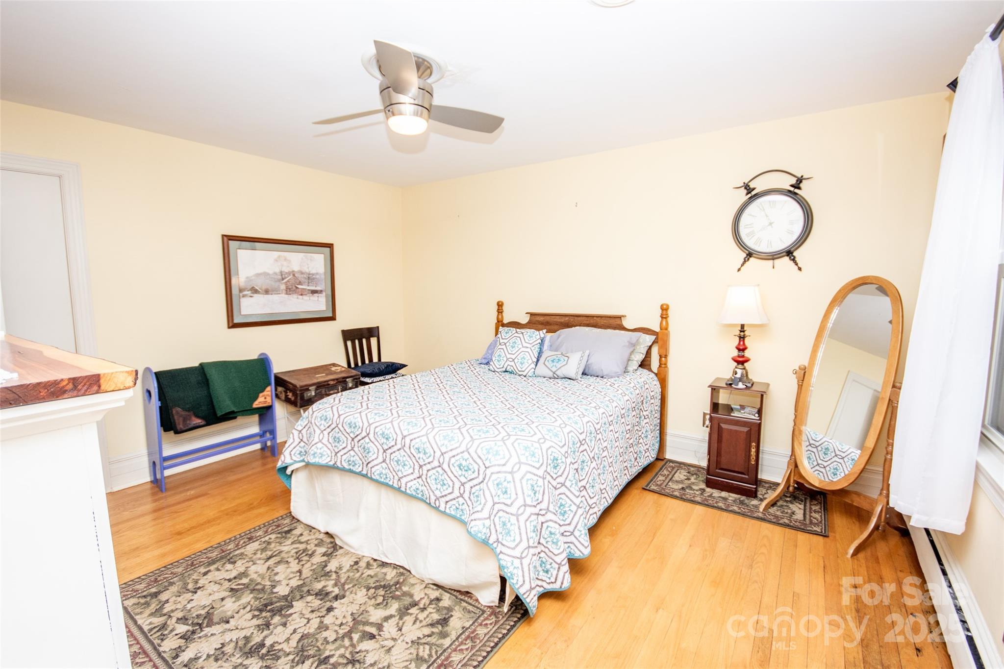 Valley Stream - Residential