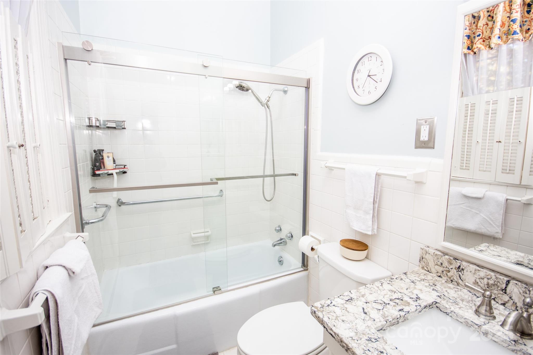 Valley Stream - Residential