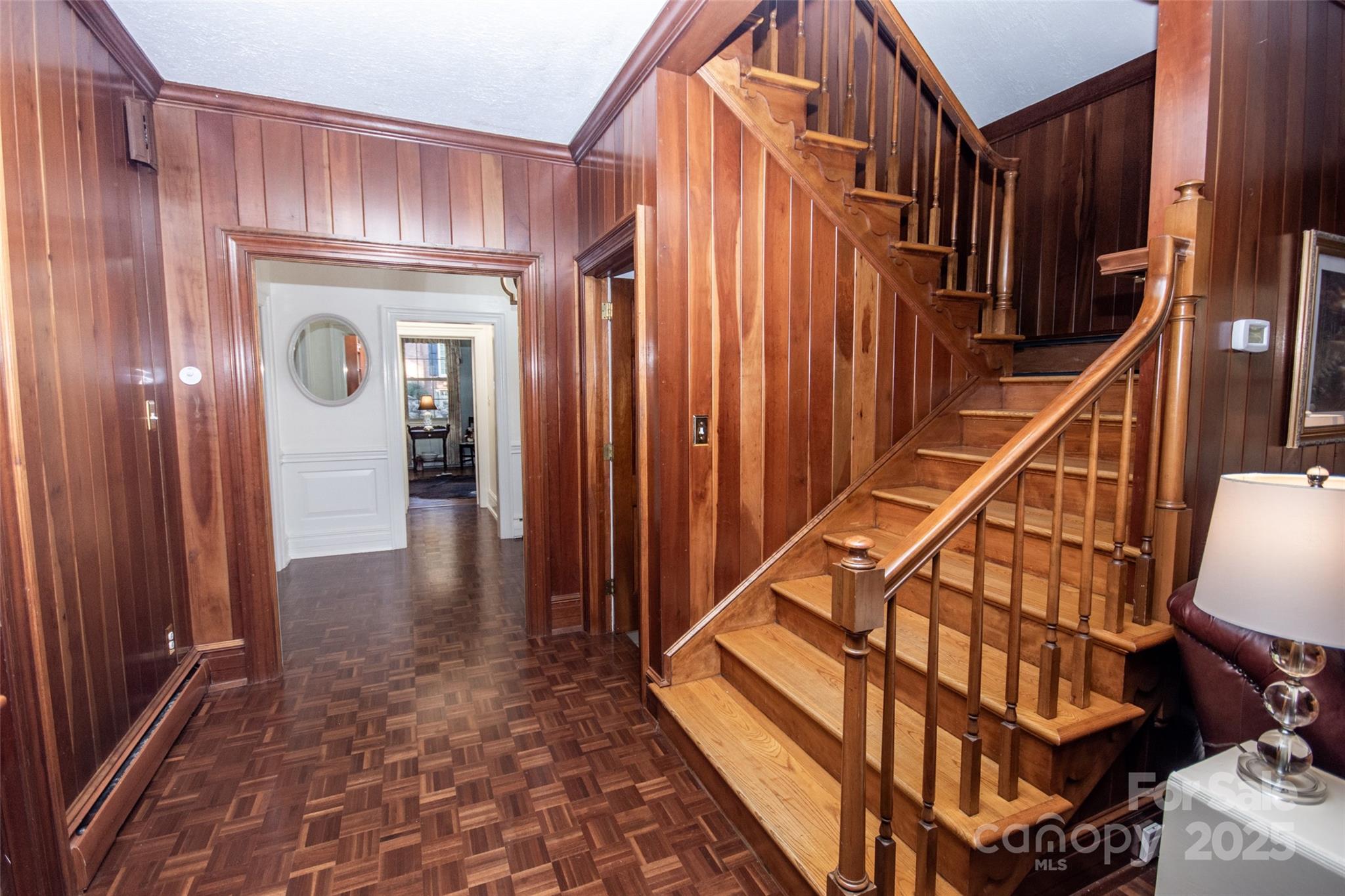 Valley Stream - Residential