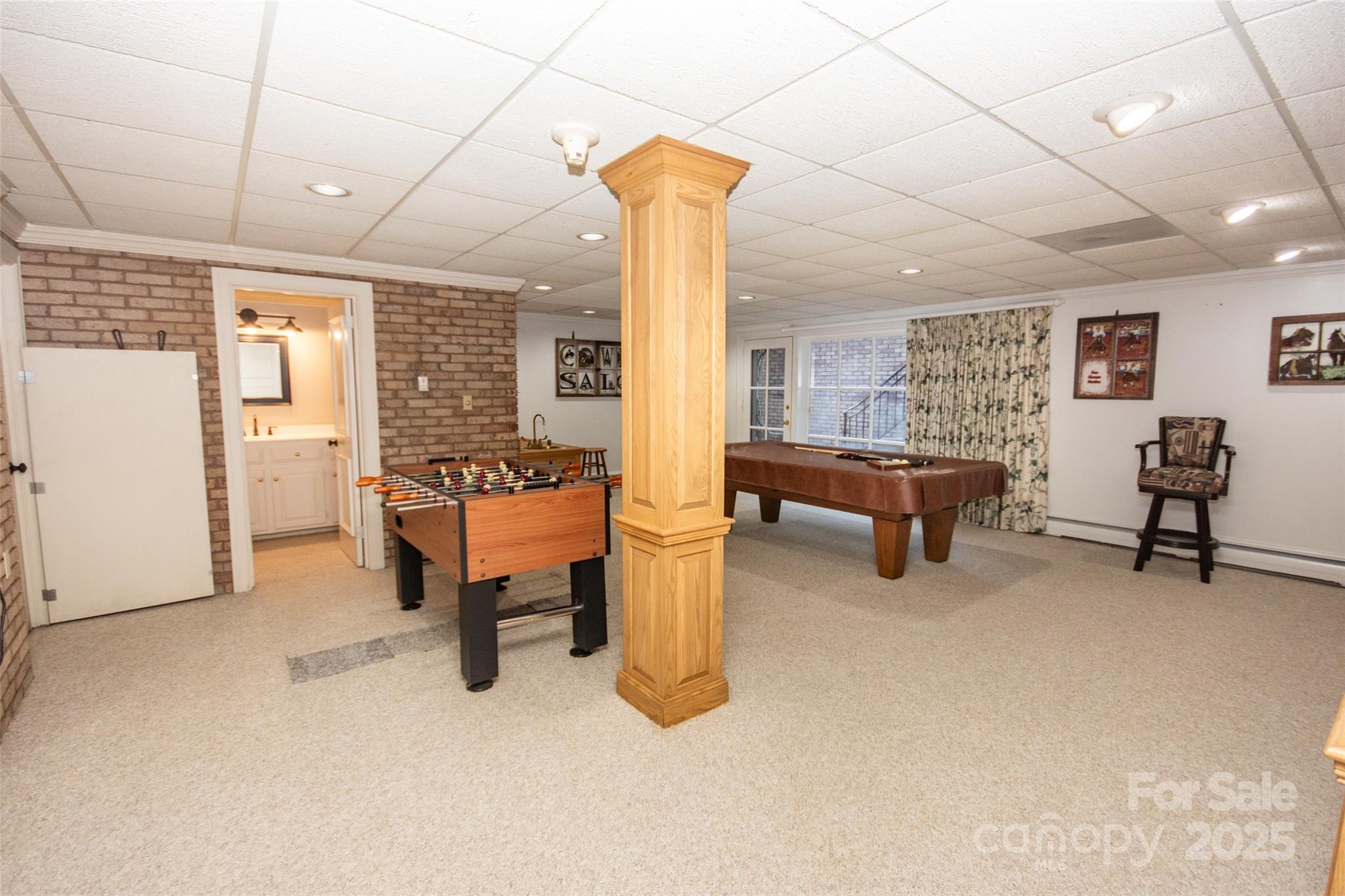 Valley Stream - Residential