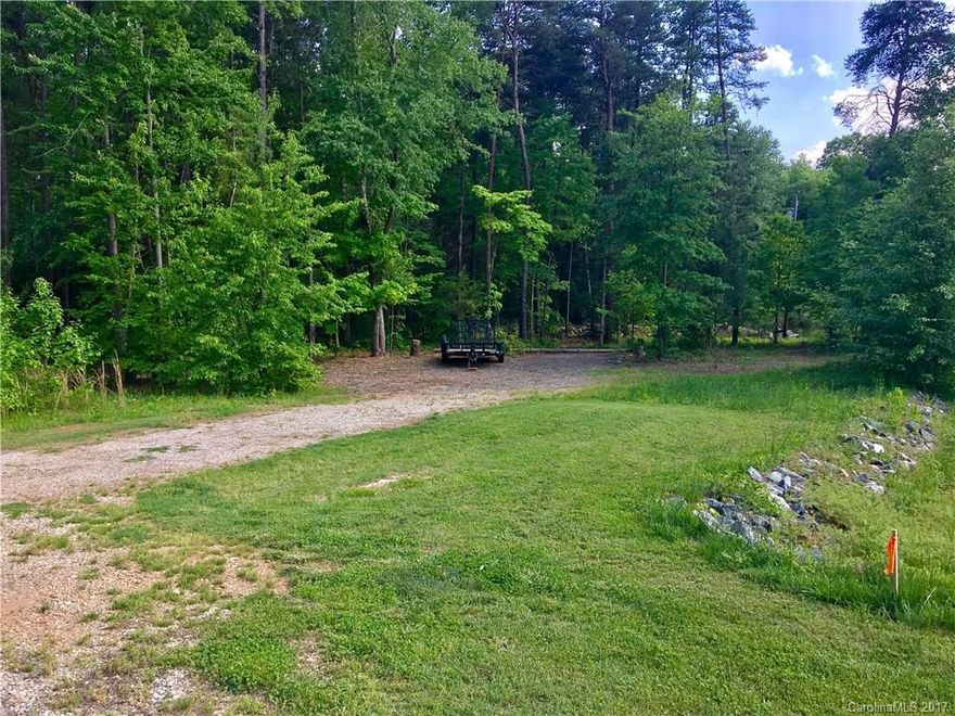 Build your custom dream house in an area of fine homes.  Bring your boat.  Lake access is less than a mile away.  Just minutes to marinas, good schools, restaurants, shopping and more.  No HOA fees. Low Iredell county taxes.