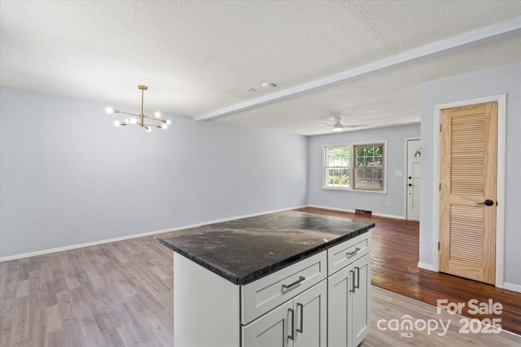 2515 Danforth Lane