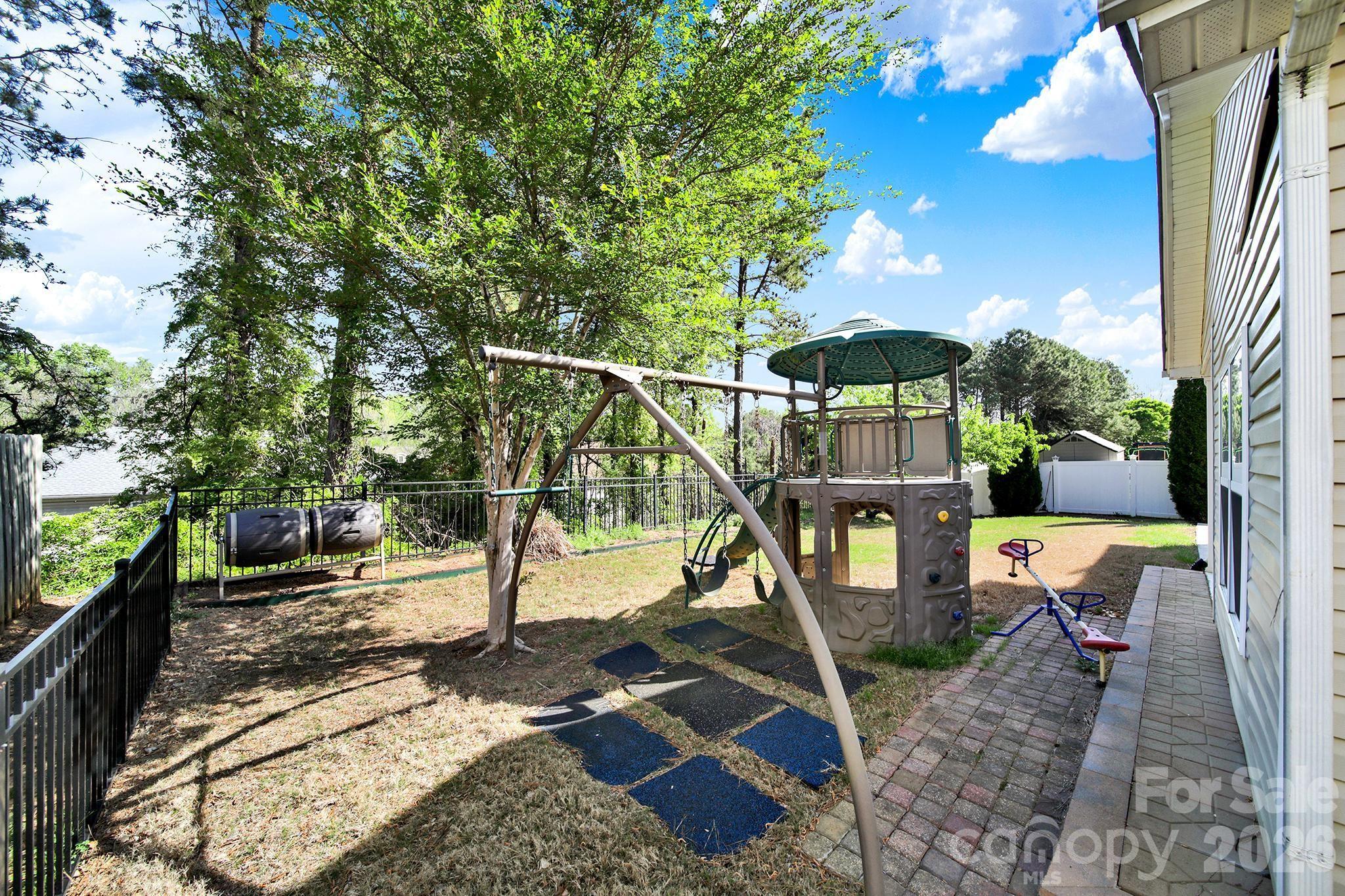 Madison Green - Residential