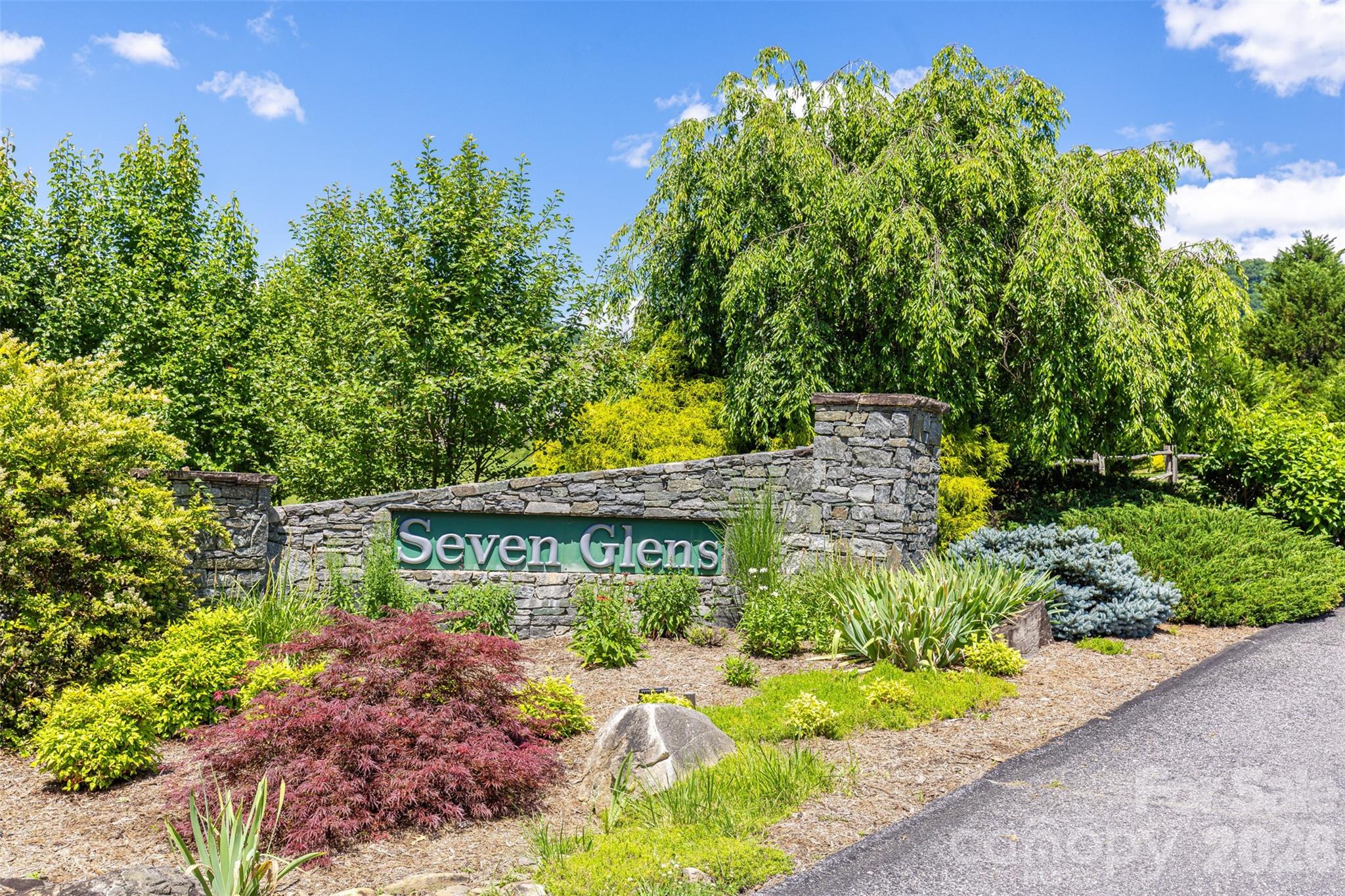 Seven Glens - Residential