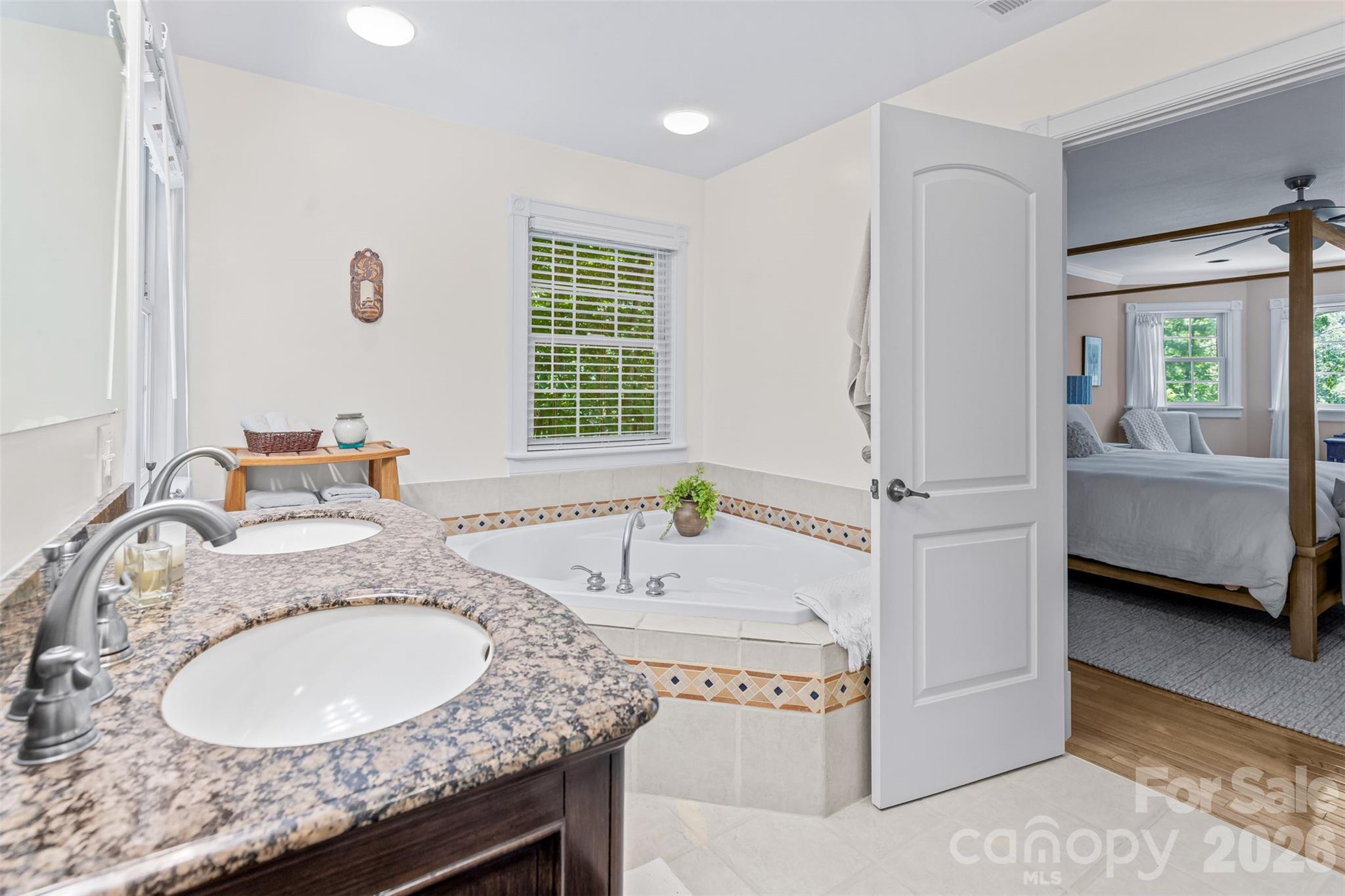 Seven Glens - Residential
