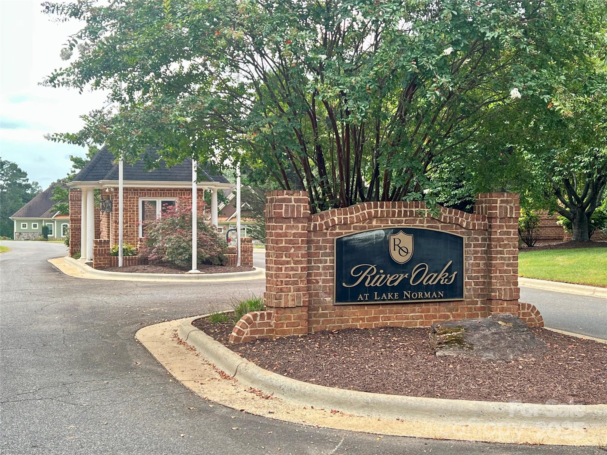 River Oaks Fairways - Land