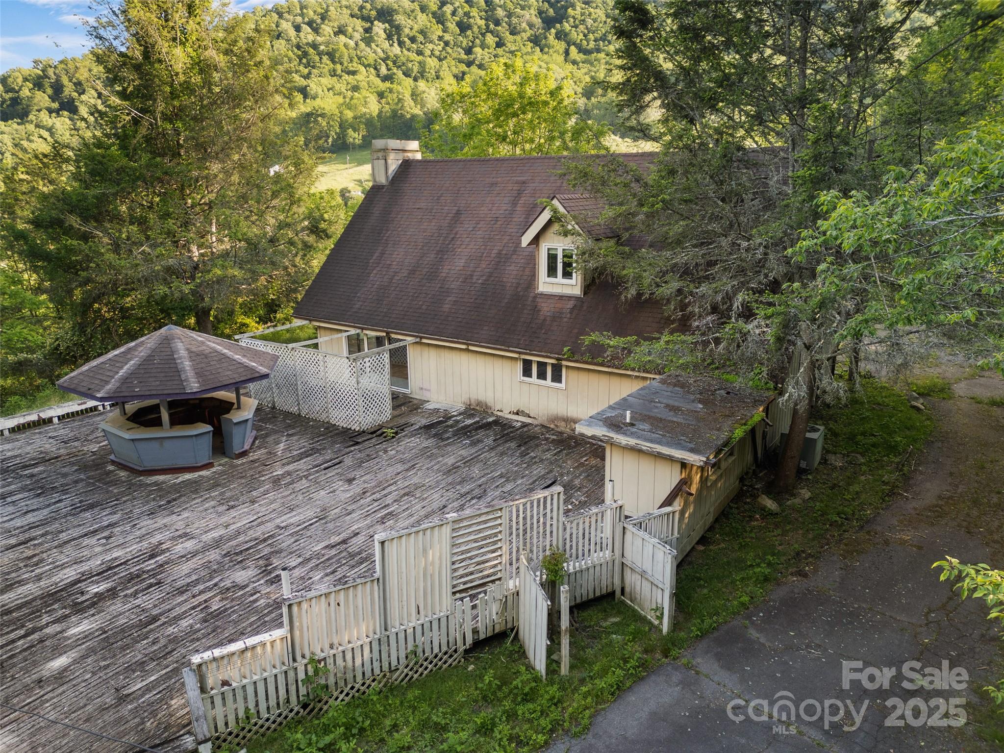 115 & 119 Timber Creek Drive