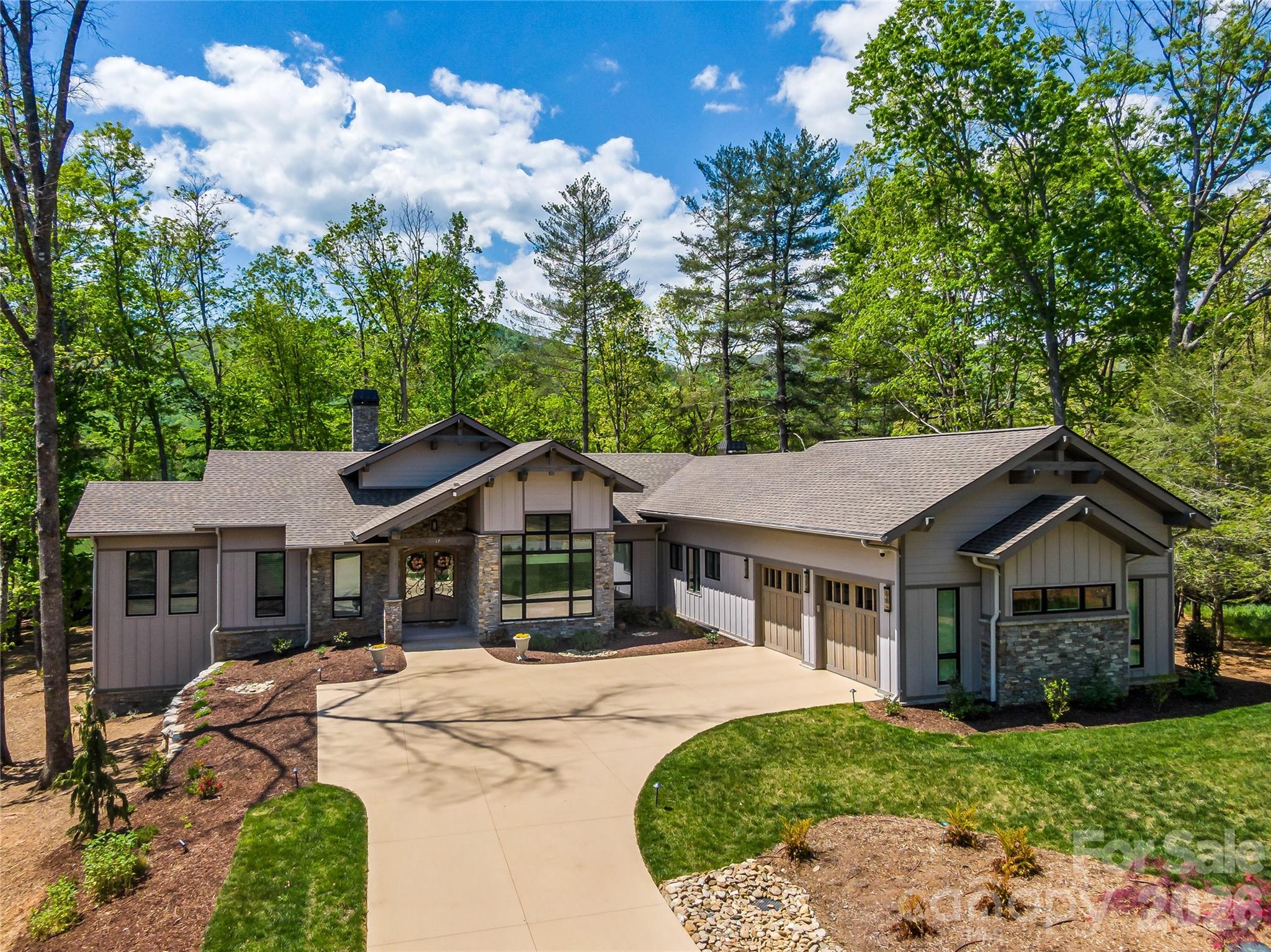 17 Nestlewood Drive