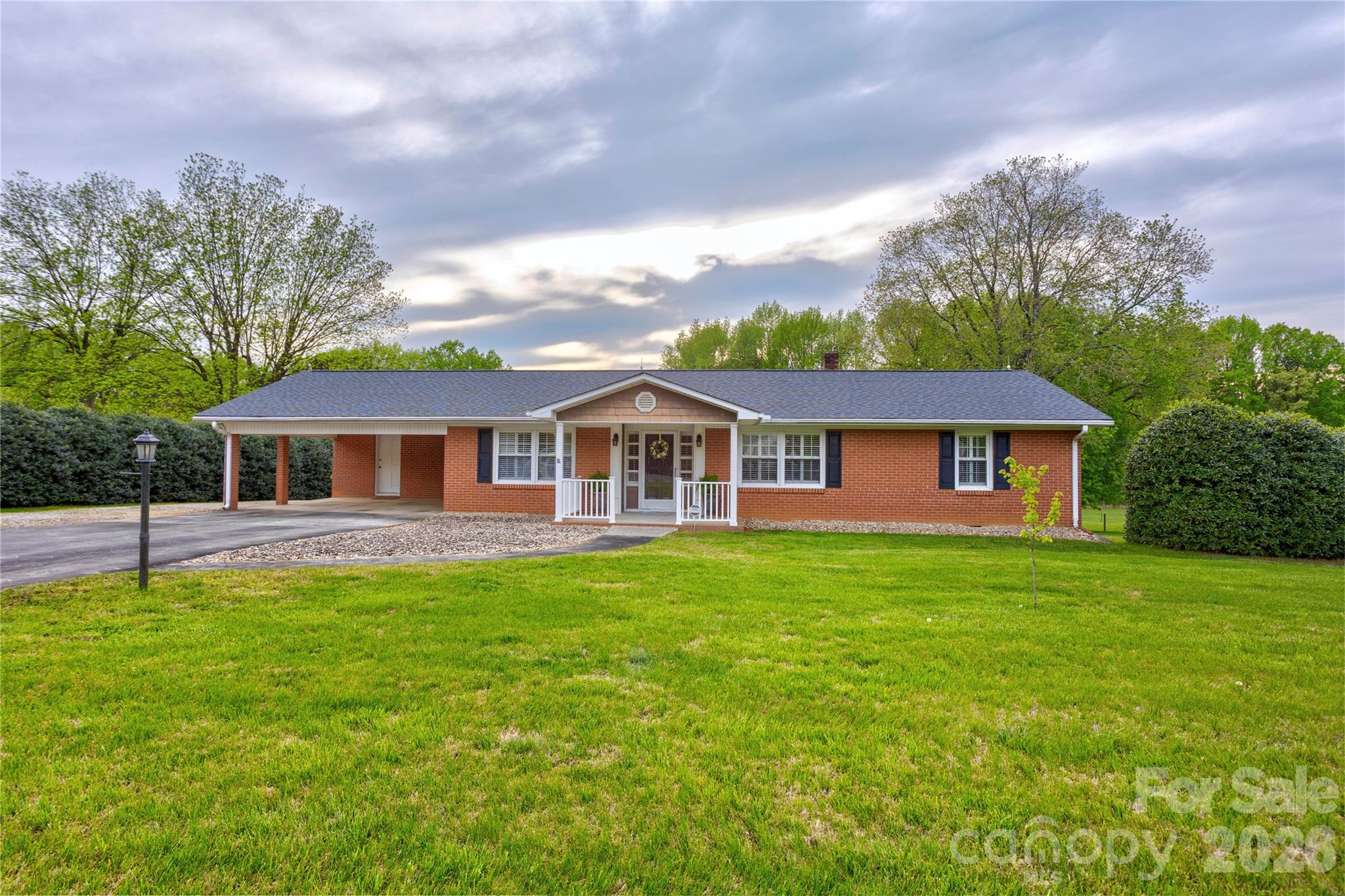 1185 Old Stone House Road