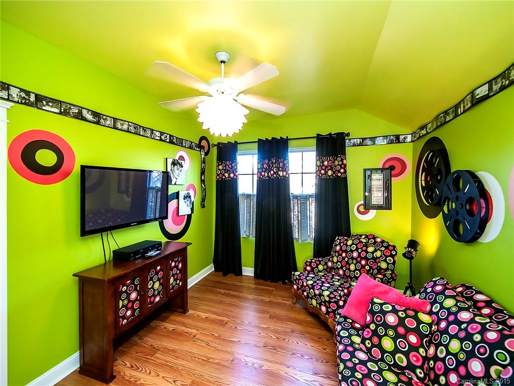 Lakeshore - Residential