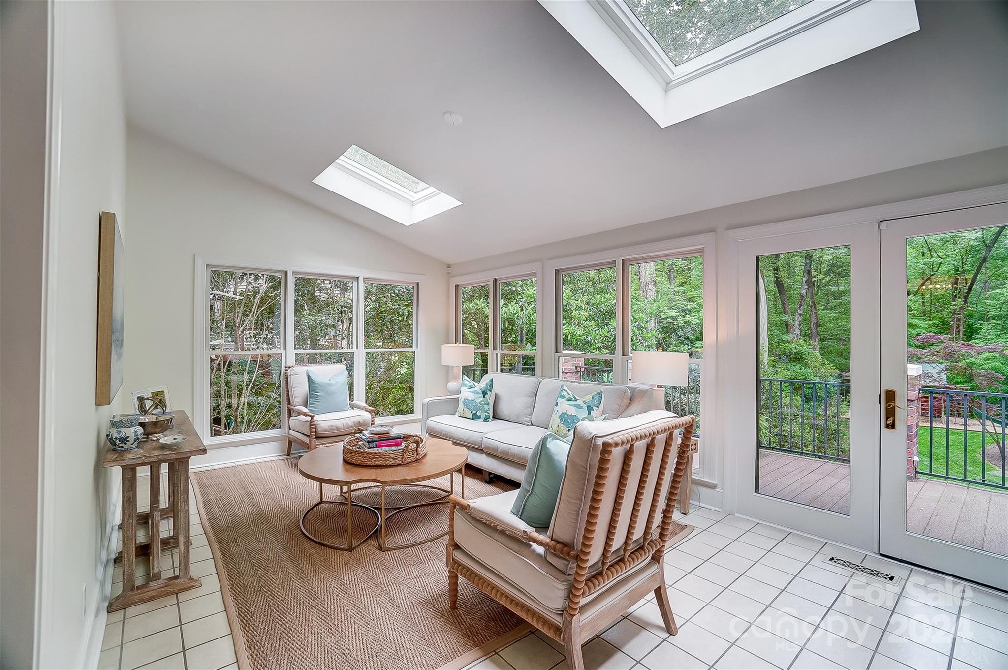 Huntcliffe - Residential