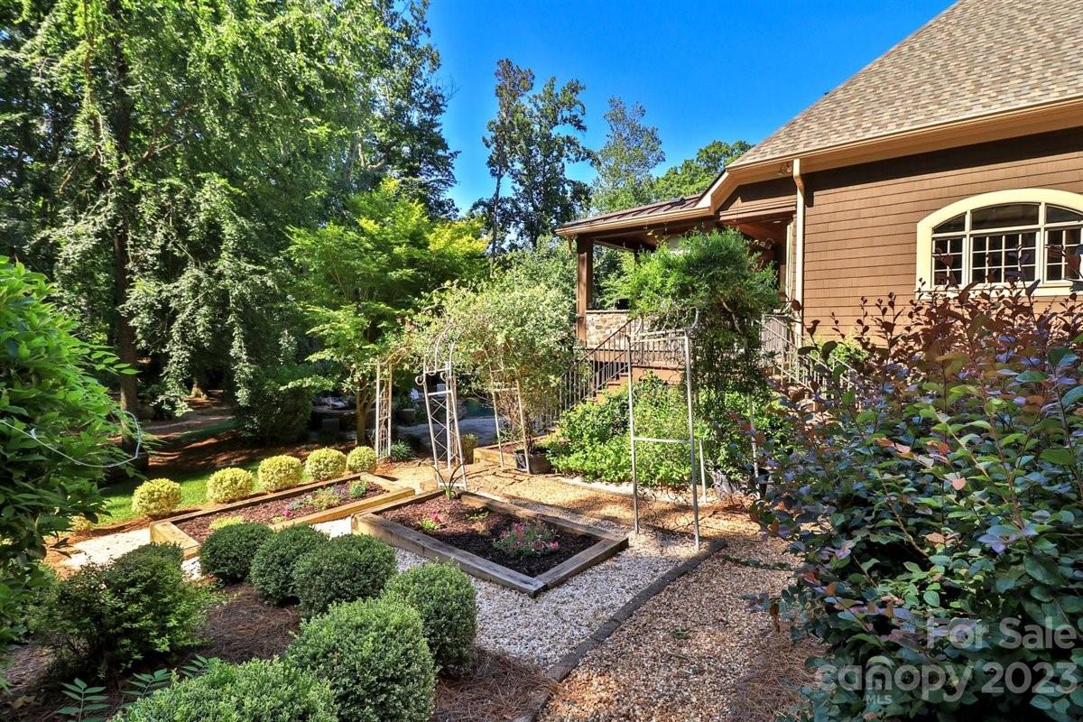 Sharon Hills - Residential