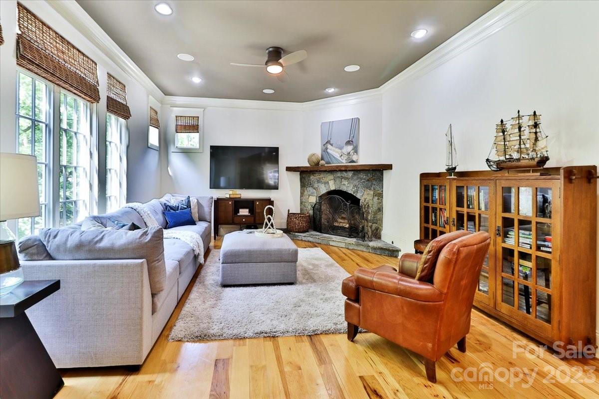 Sharon Hills - Residential