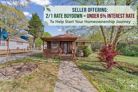 Photo of 402 Edgemont Street, Albemarle, NC 28001 (MLS # 4361826)