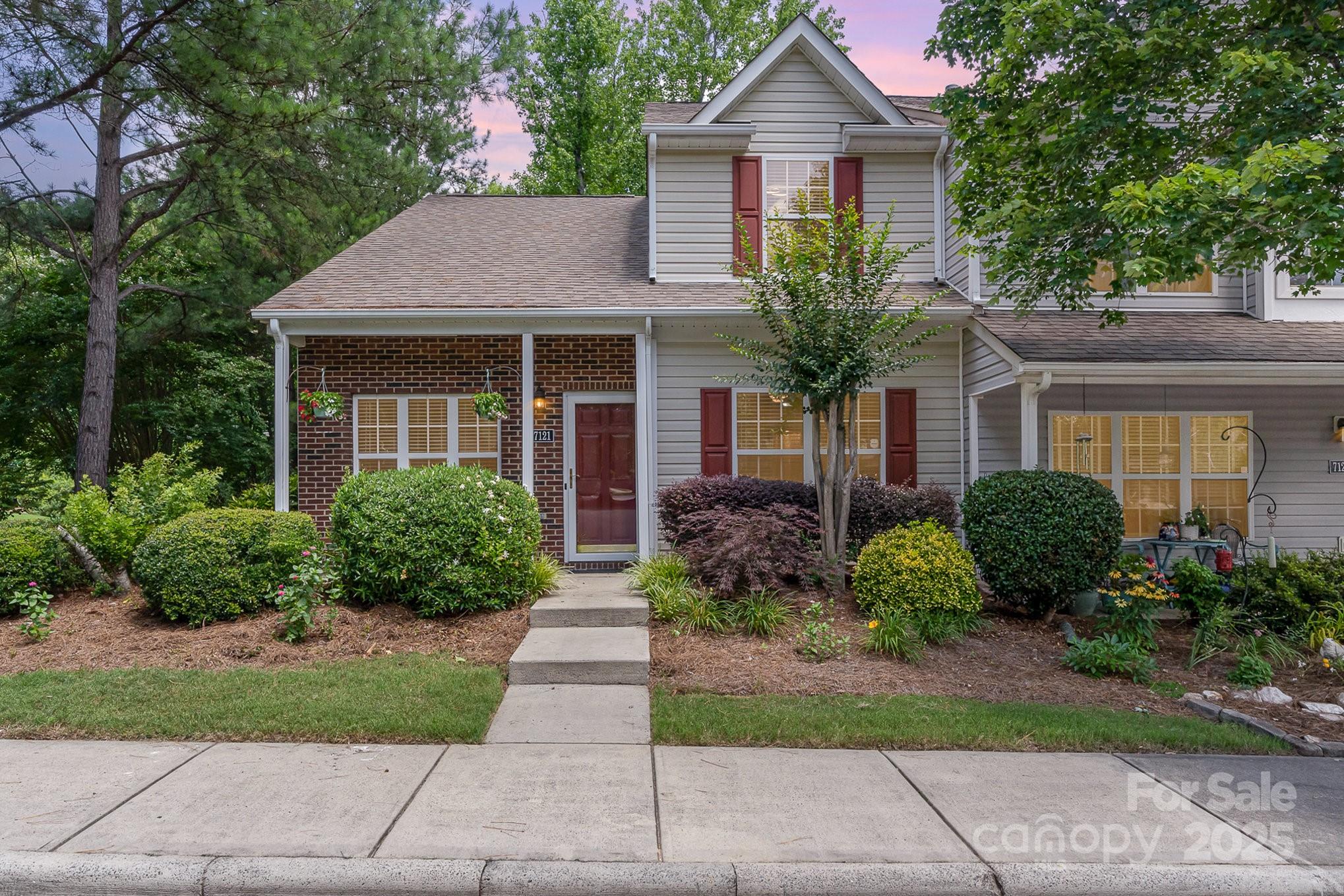 Windsor Trace - Residential