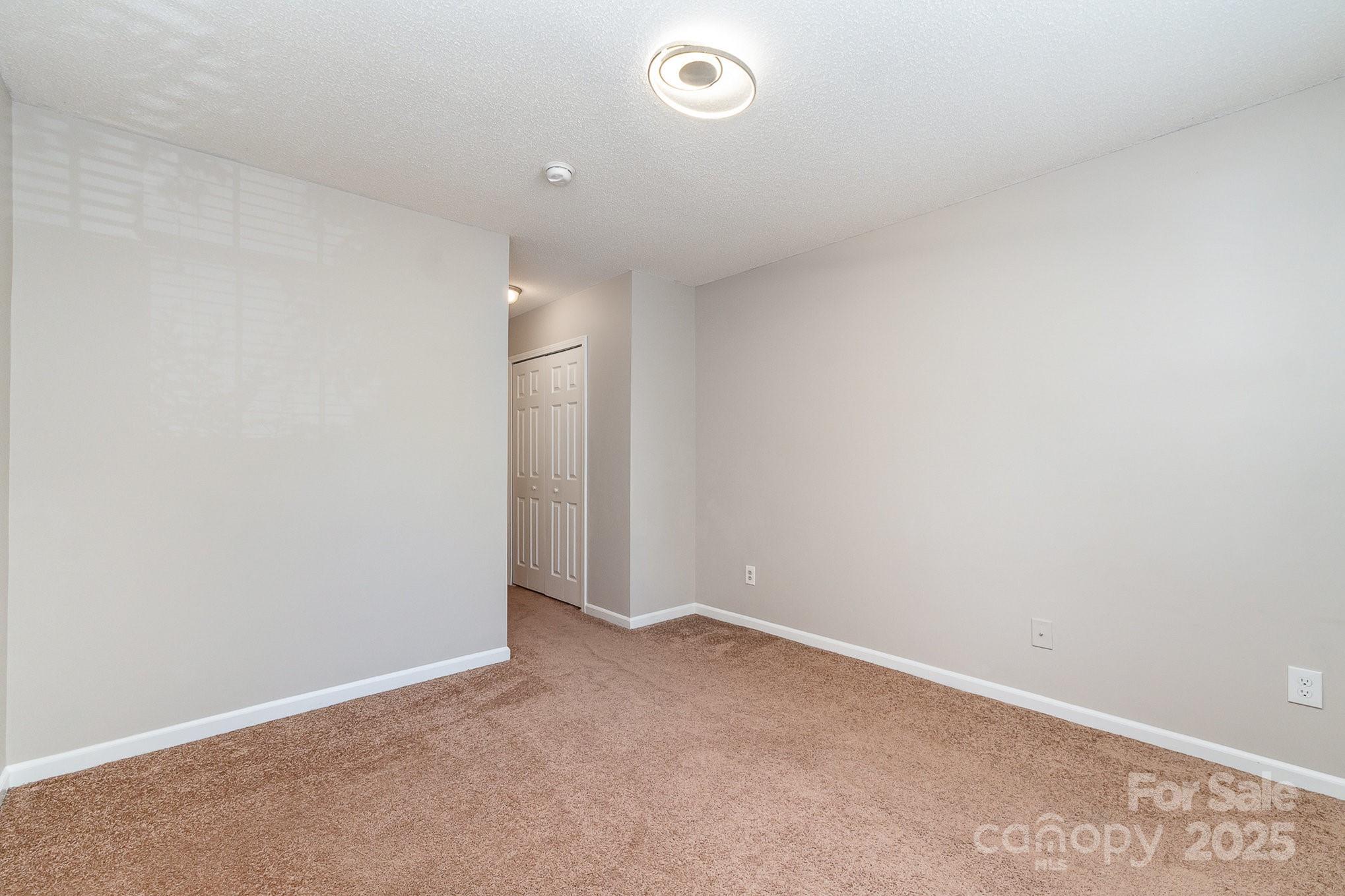 Windsor Trace - Residential