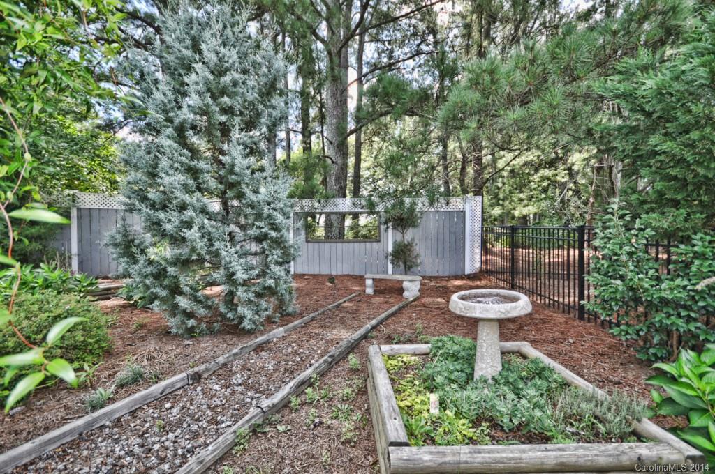 Fox Ridge - Residential