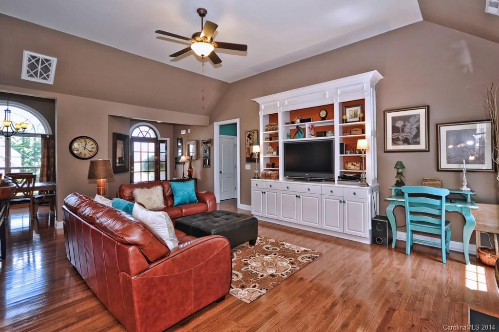 Fox Ridge - Residential