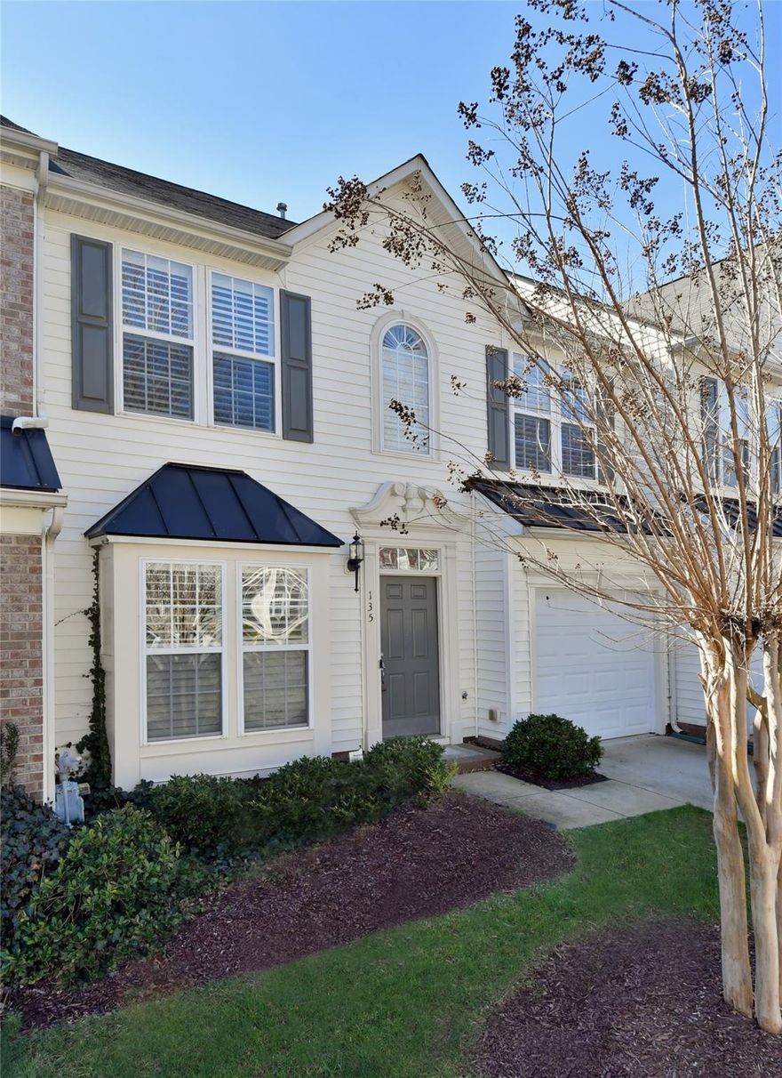 Nice townhome in Mooresville.  Close to shopping, stores and food. Close to I77 and the hospital. HSA home warranty is transferable to the buyer at closing.