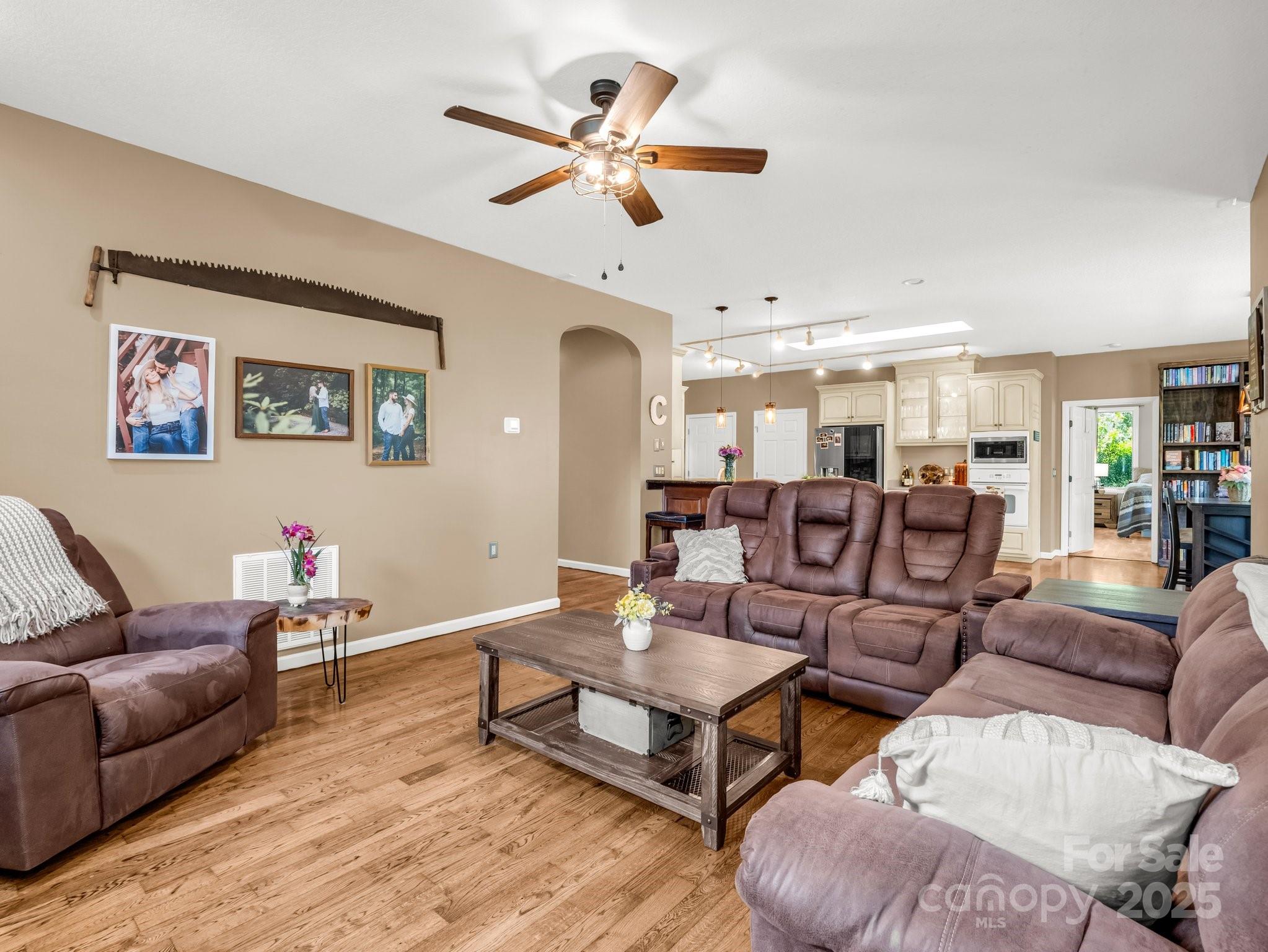 1424 Wolfpen Road