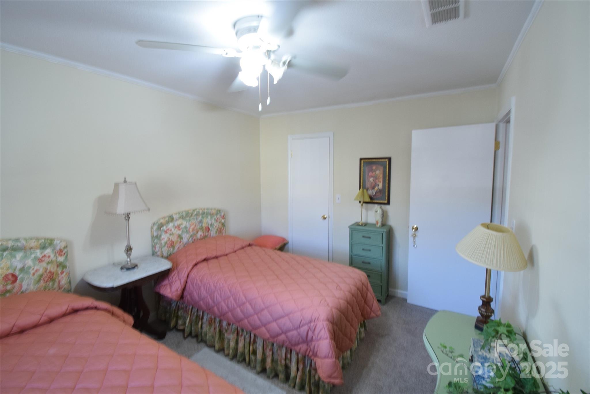 Stratford Oaks - Residential