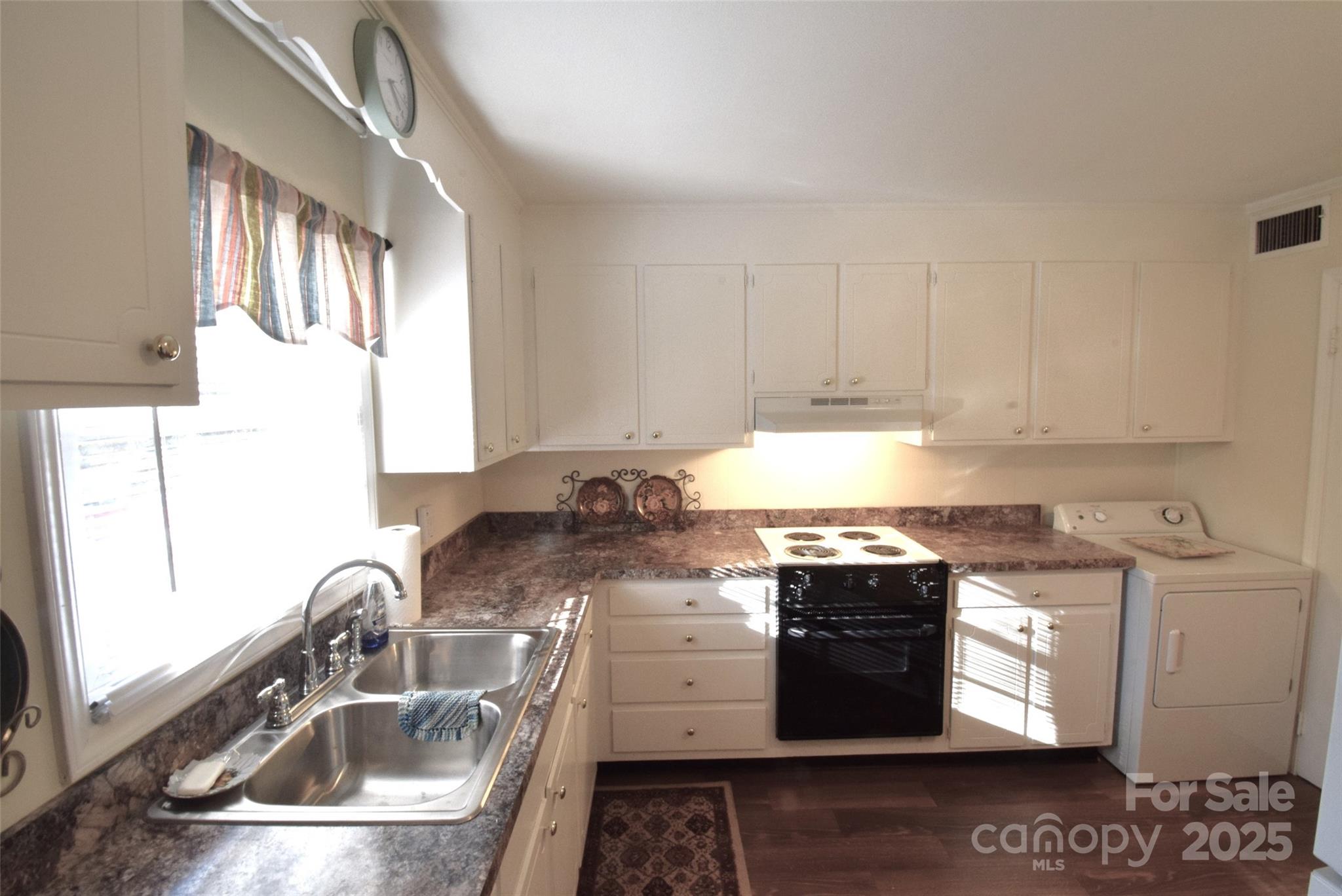 Stratford Oaks - Residential