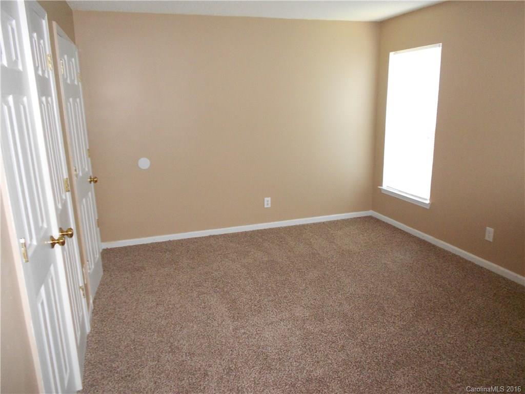 Oak Hollow Park - Residential