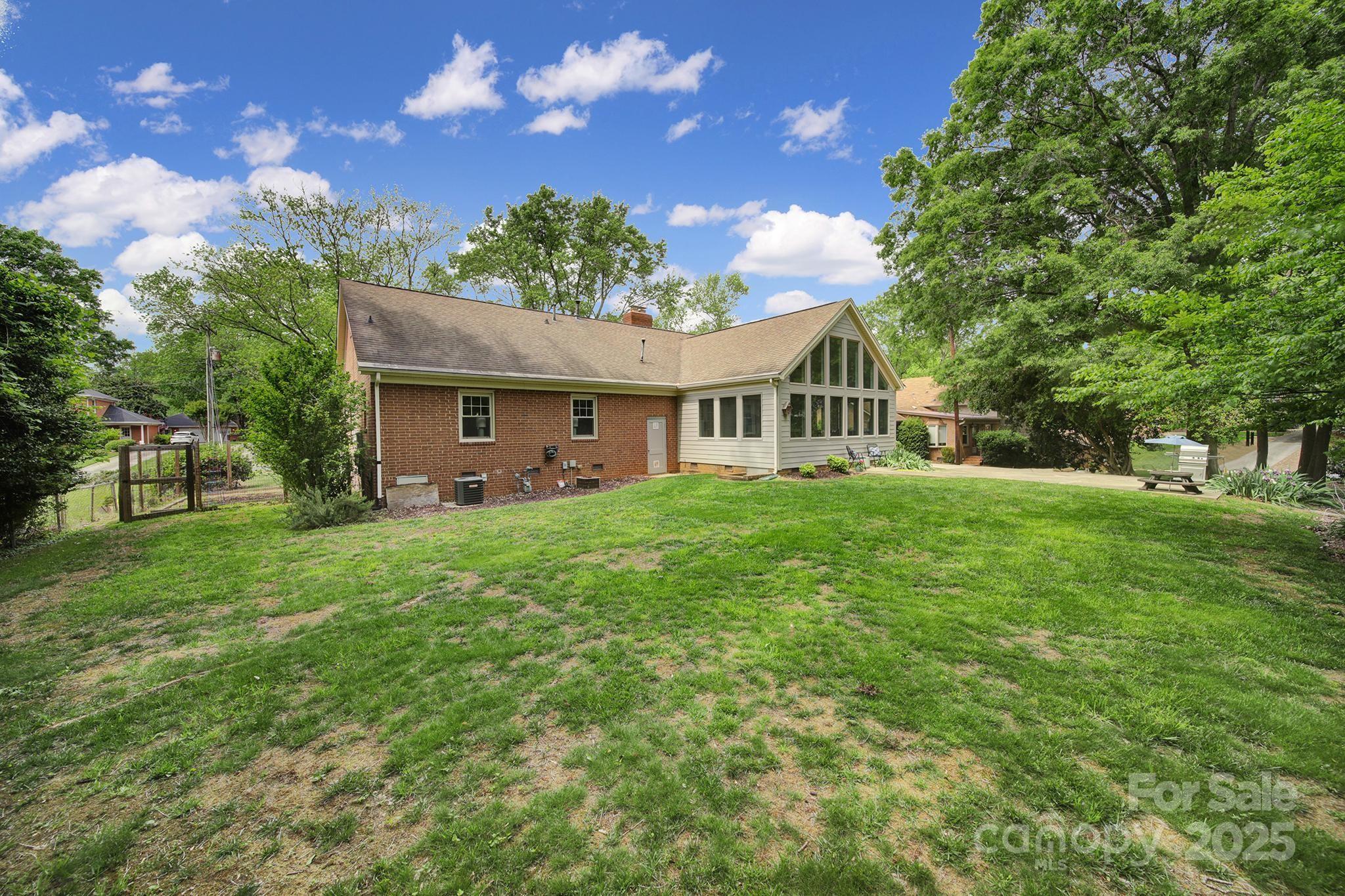 Huntingtowne Farms - Residential