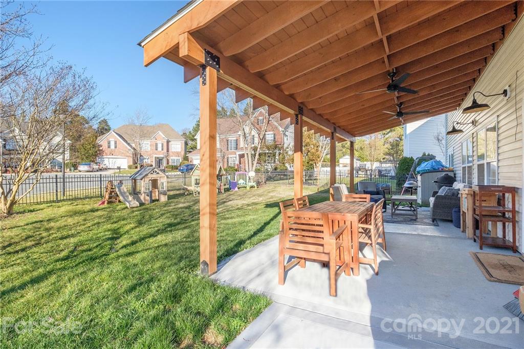 Moss Creek Village - Residential