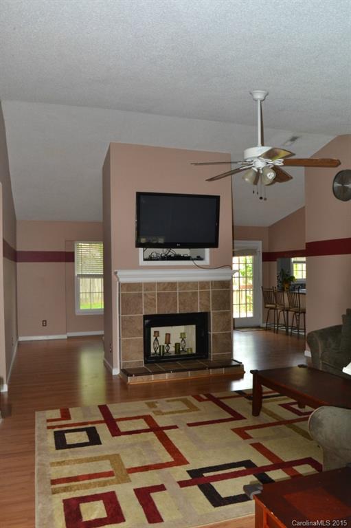 Morris Farms - Residential