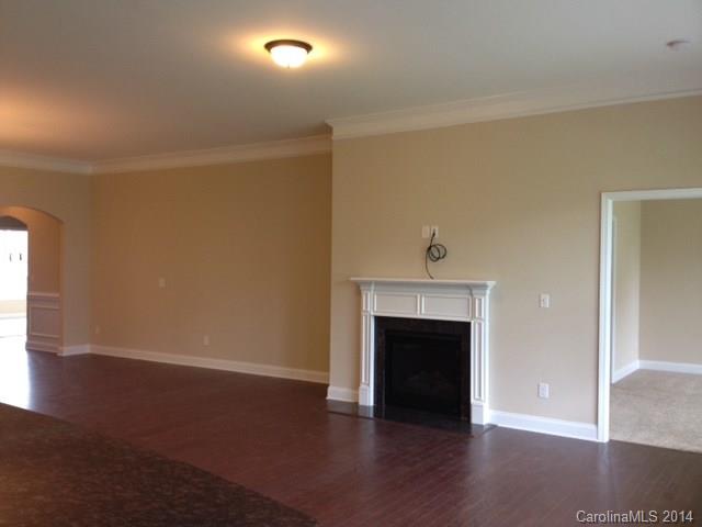 The Vineyards on Lake Wylie - Residential