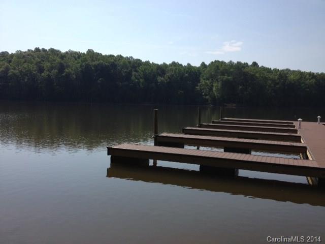The Vineyards on Lake Wylie - Residential
