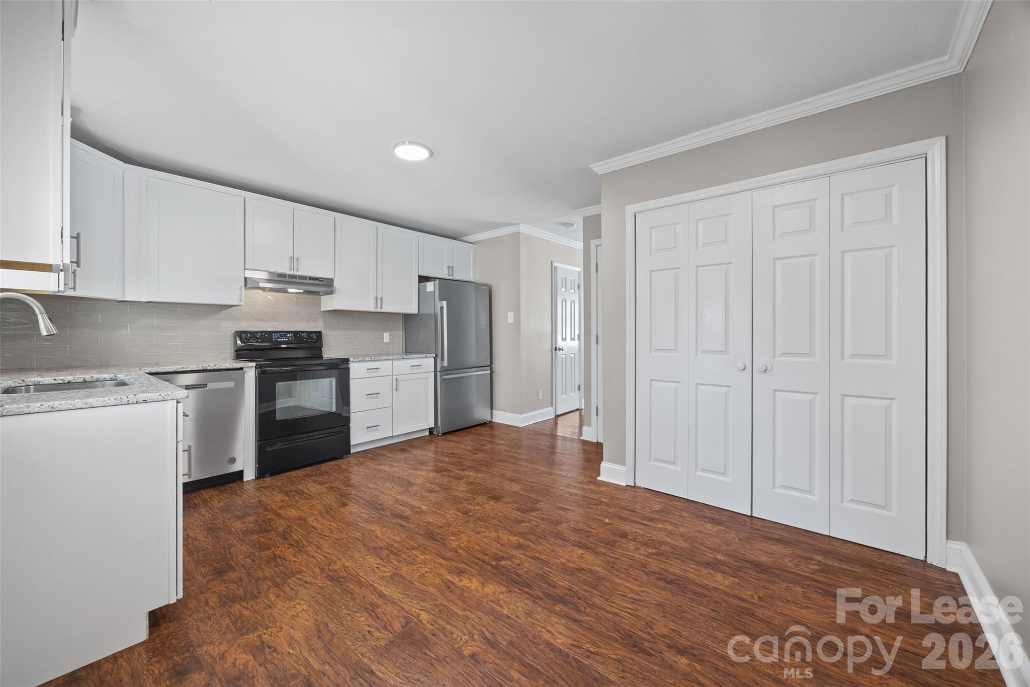 Winn Bar - Residential Lease