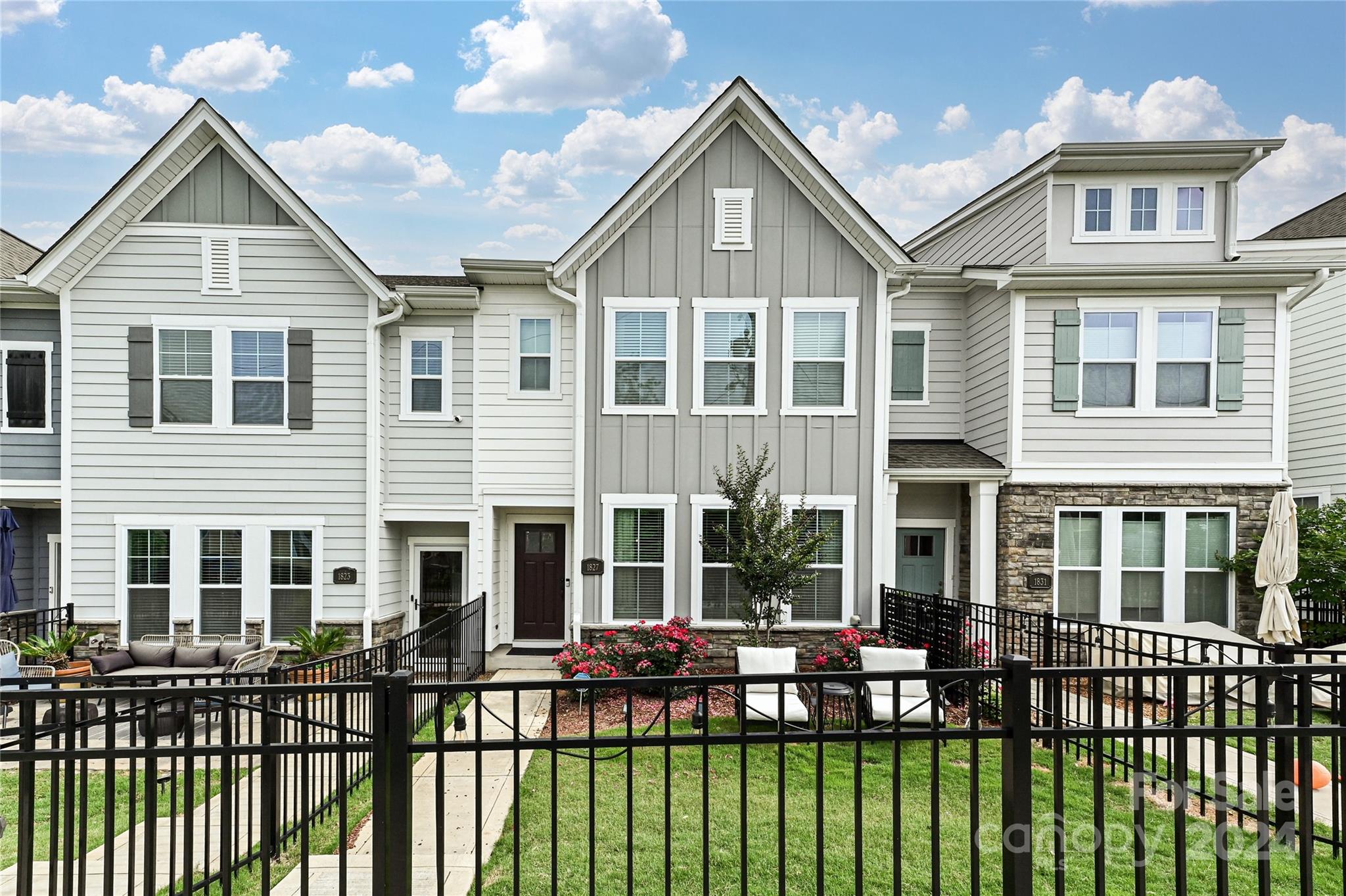 Villa Heights - Residential