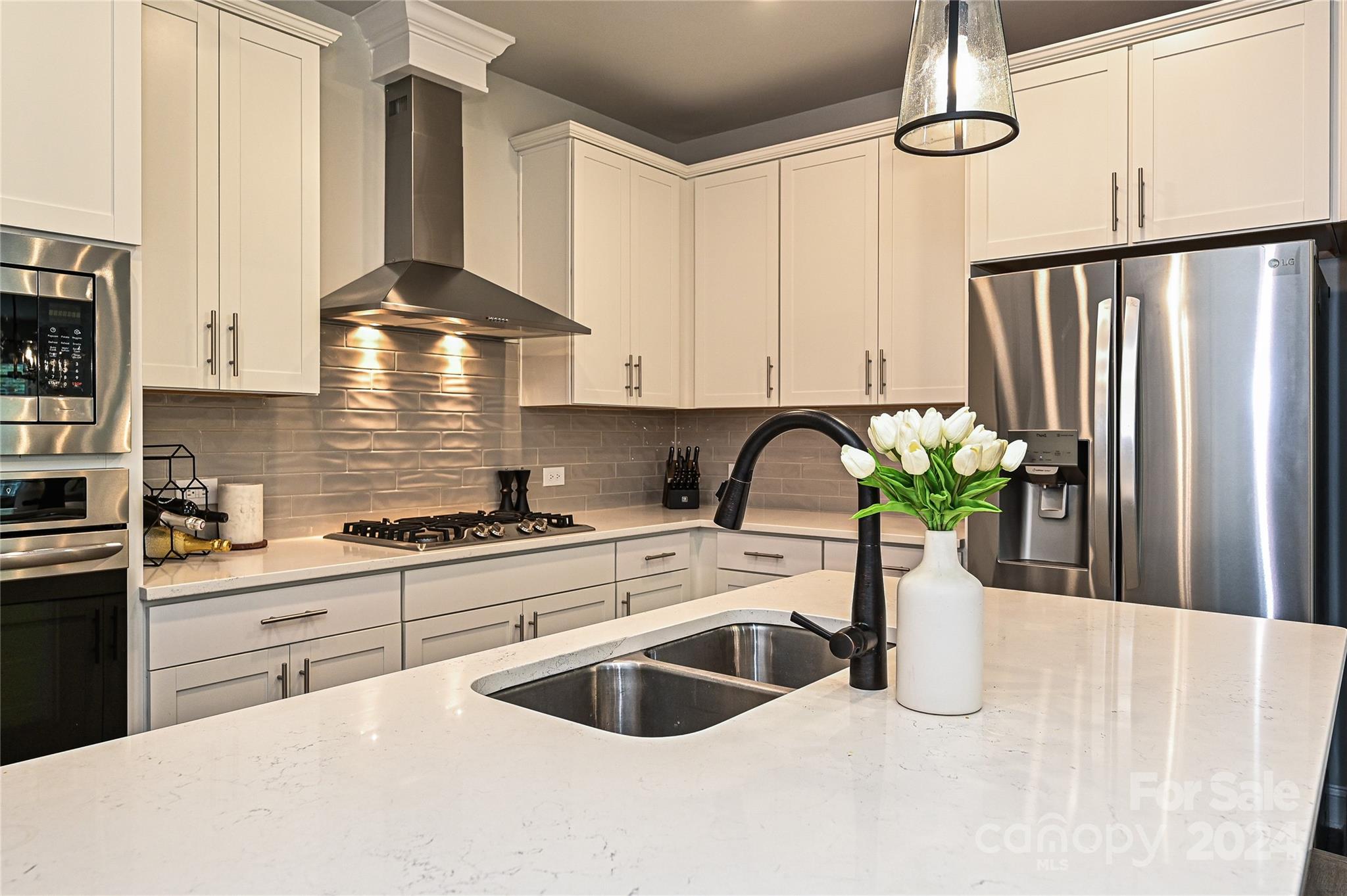 Villa Heights - Residential